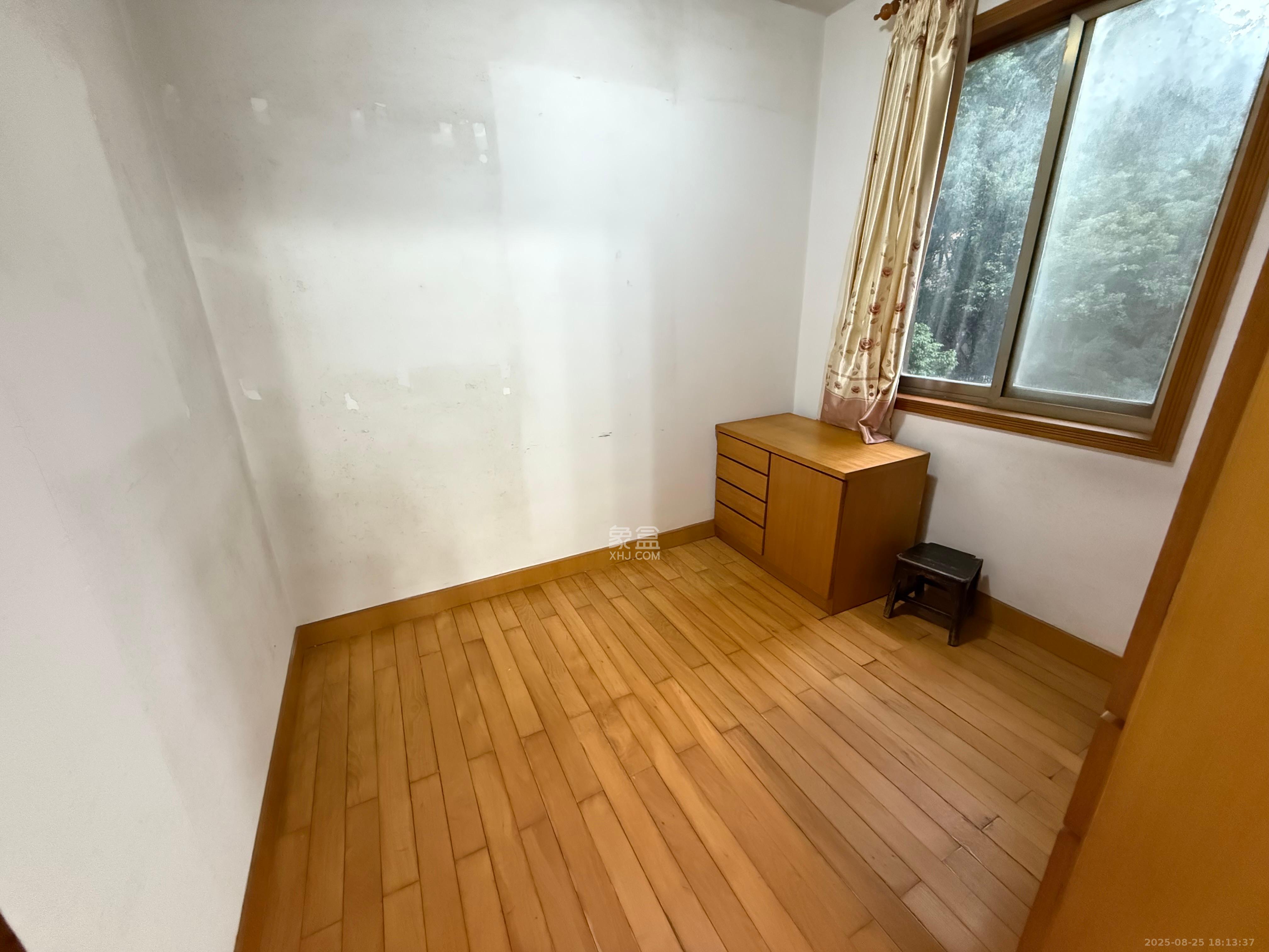 石长铁路宿舍  3室2厅1卫   2100.00元/月室内图