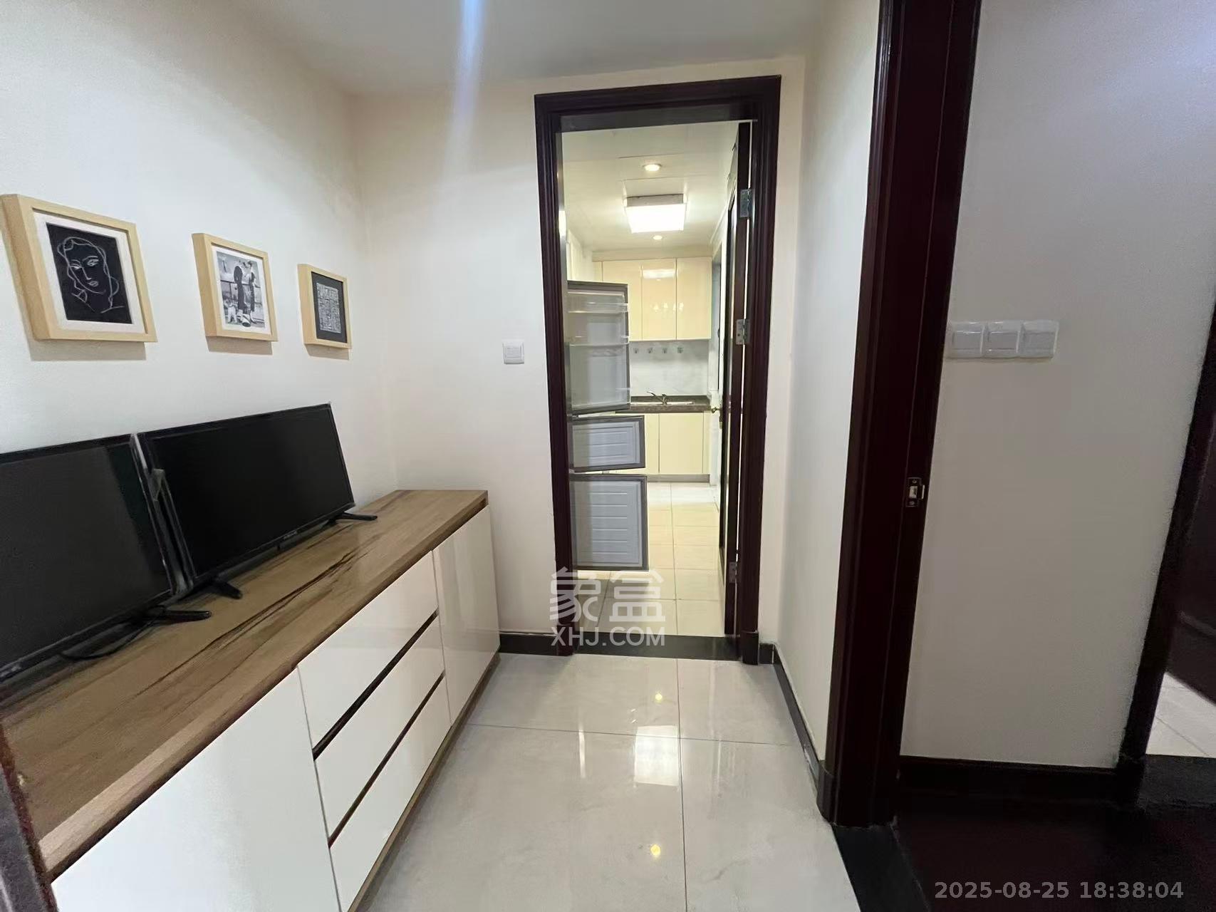 恒大雅苑 3室2厅2卫 2800.0元/月 恒大雅苑 3室2厅2卫 2800.0元/月室内图