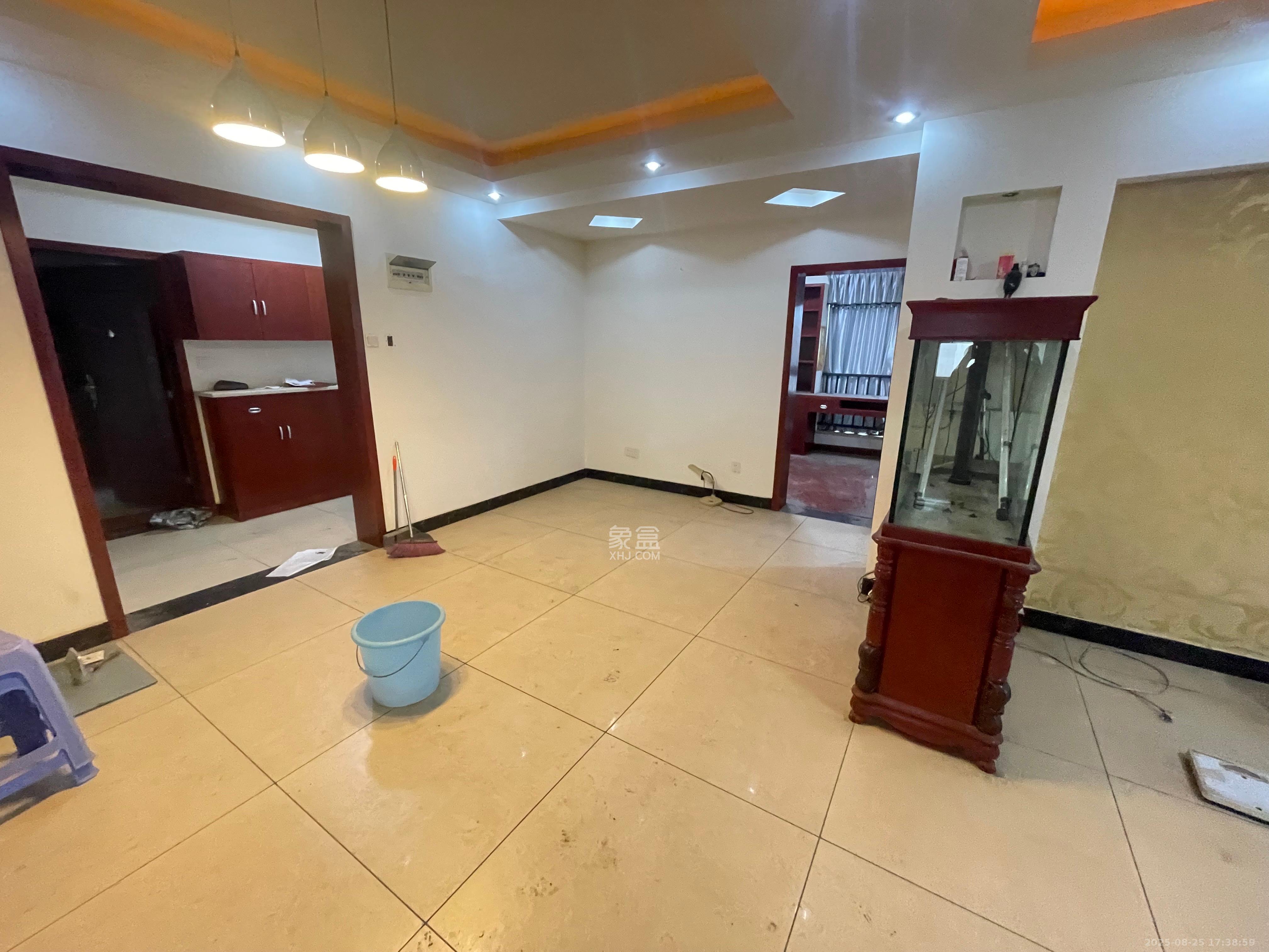 北京御园一二期(国泰嘉园) 3室2厅2卫 3000.0元/月 北京御园一二期(国泰嘉园) 3室2厅2卫 3000.0元/月室内图