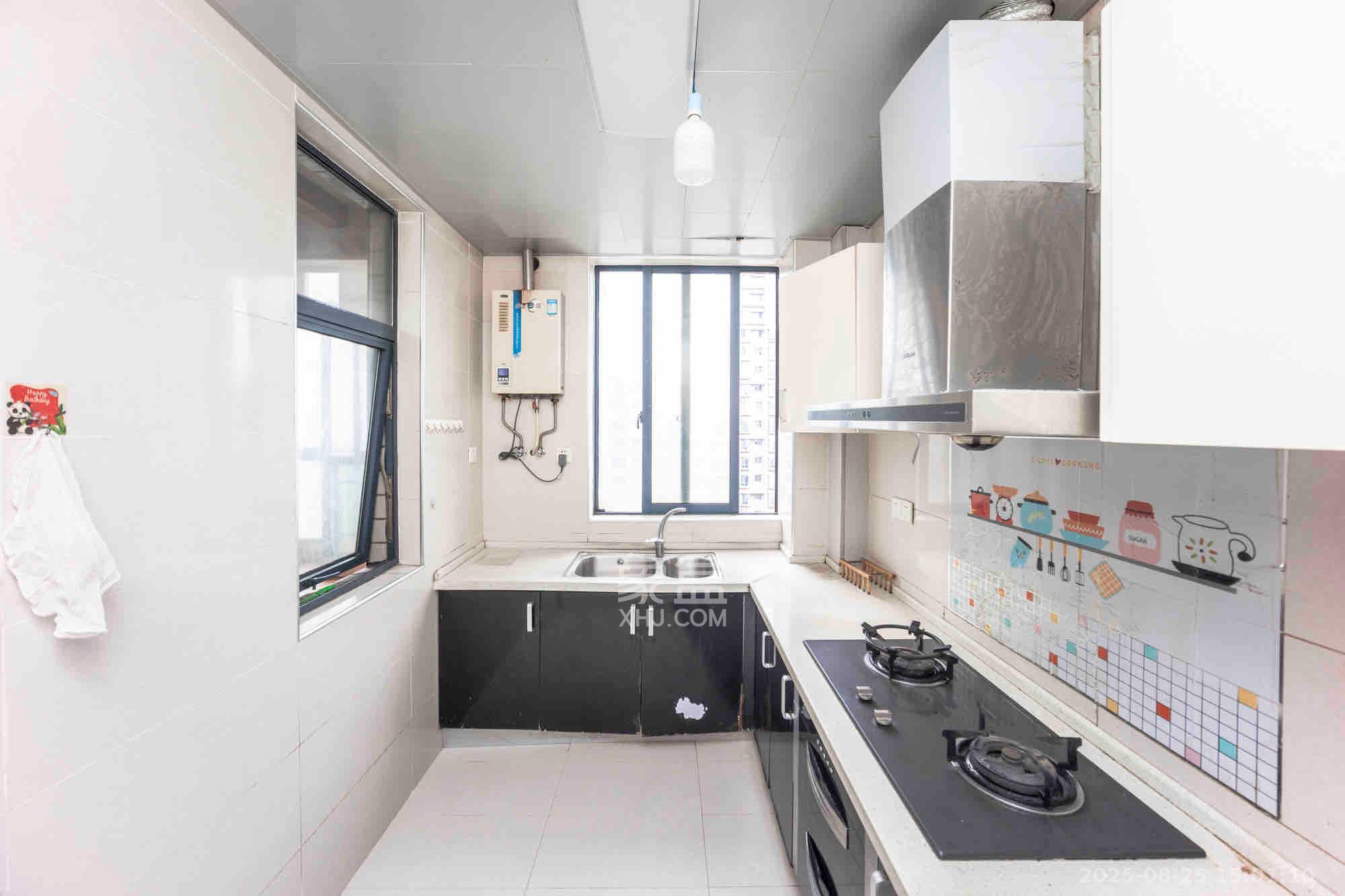 湘江世纪城星江苑  4室2厅2卫    4300.0元/月室内图