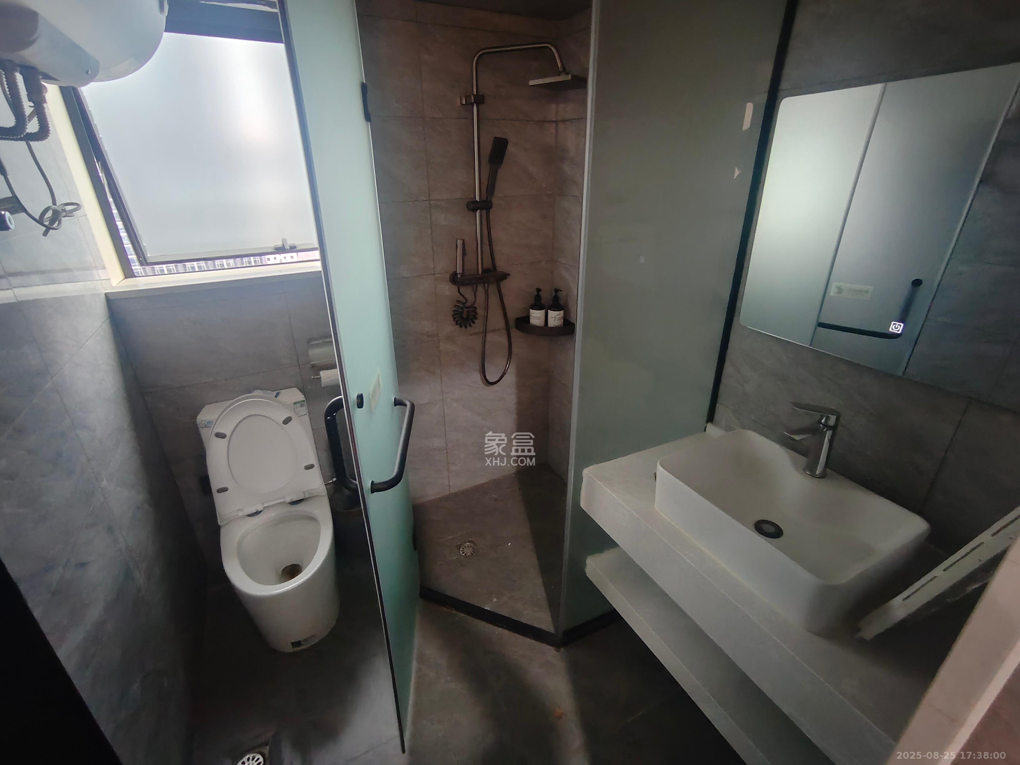 华润置地中心  1室0厅0卫    2500.0元/月室内图