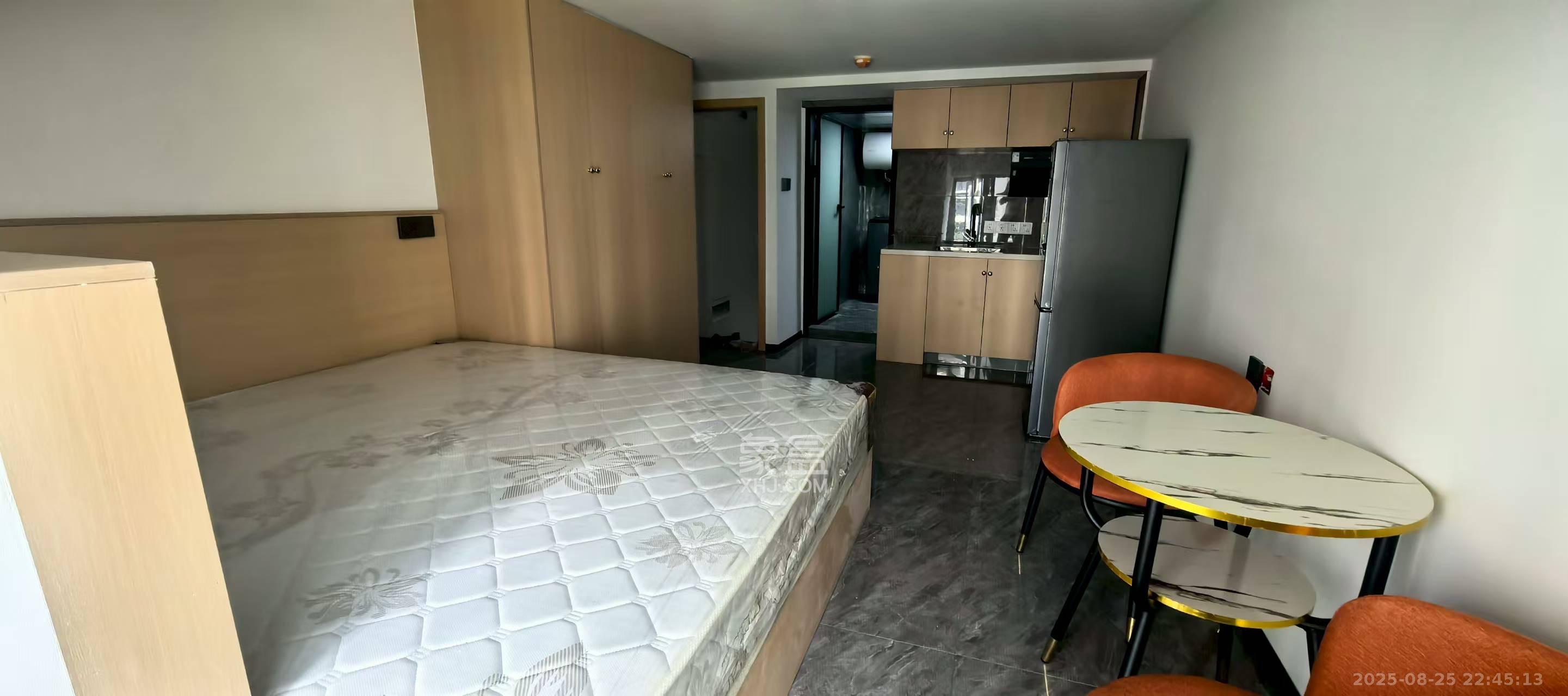 保利恒伟时光印象  1室1厅1卫   1200.00元/月室内图1