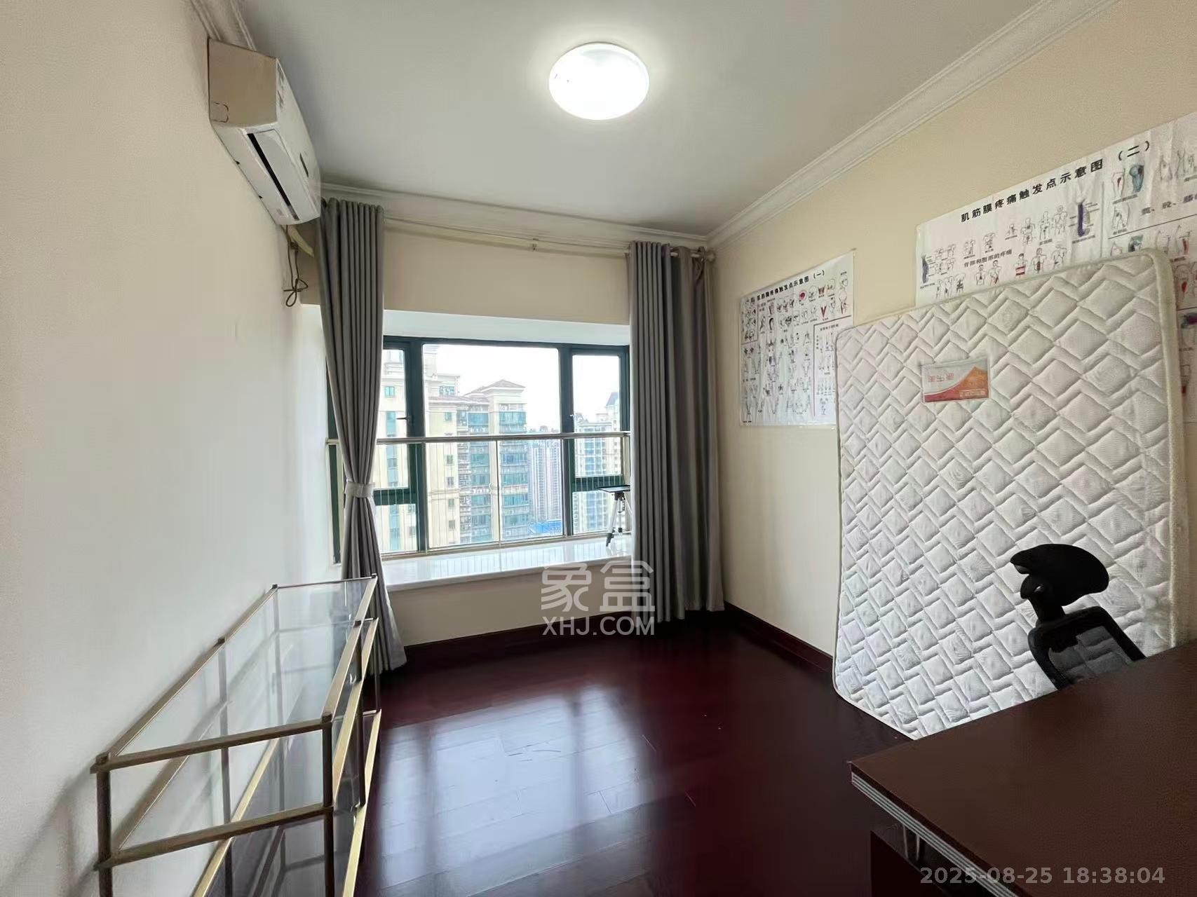 恒大雅苑 3室2厅2卫 2800.0元/月 恒大雅苑 3室2厅2卫 2800.0元/月室内图