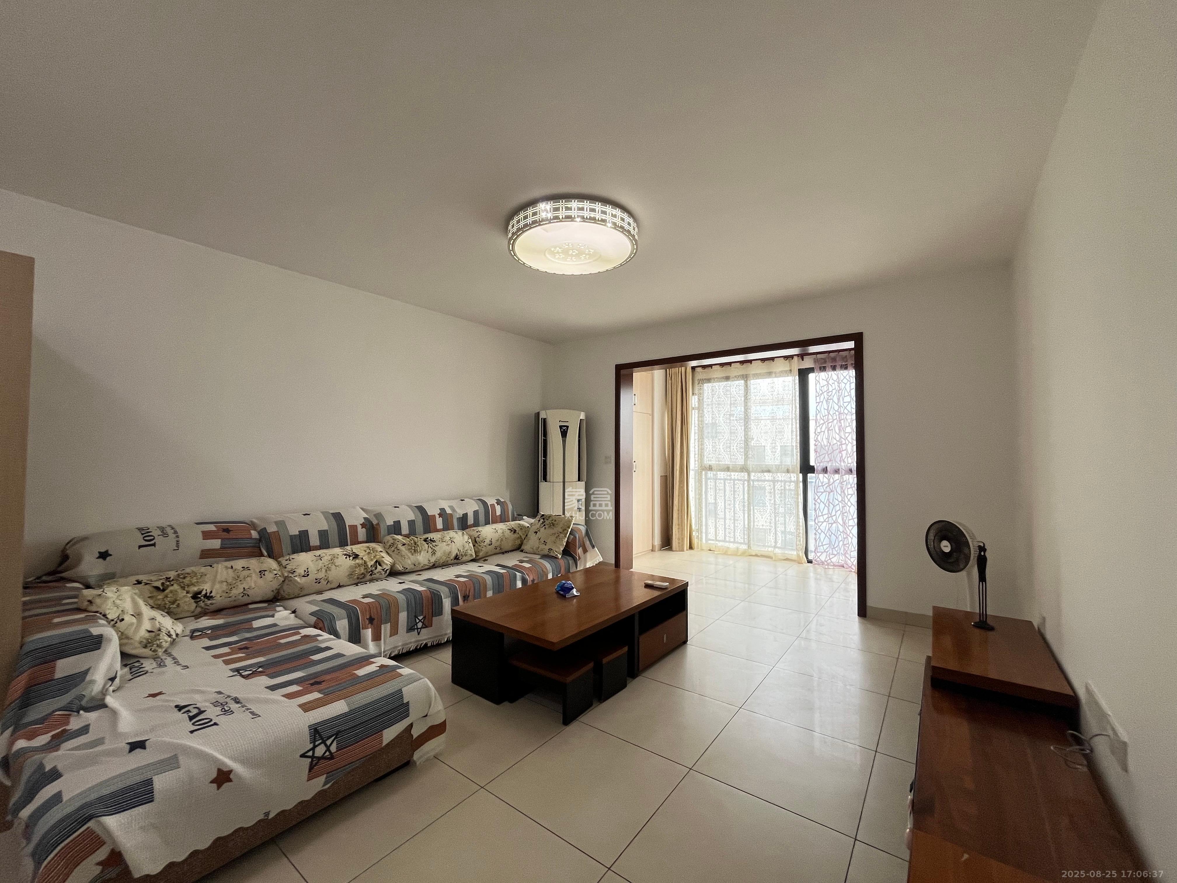 西子湖畔沃府  4室2厅2卫    3800.0元/月室内图