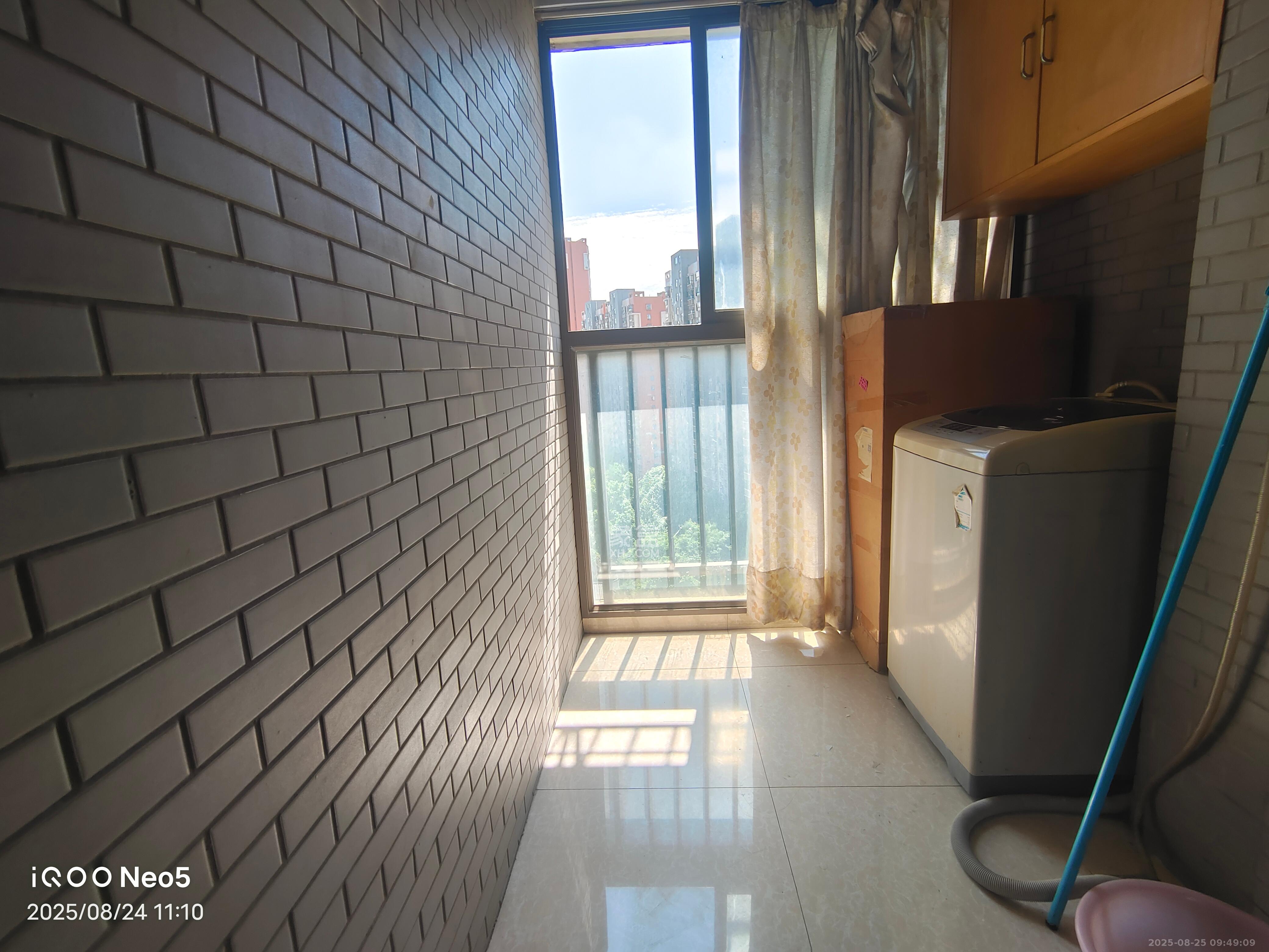 德庆水韵山城 1室1厅1卫 1300.0元/月 德庆水韵山城 1室1厅1卫 1300.0元/月室内图