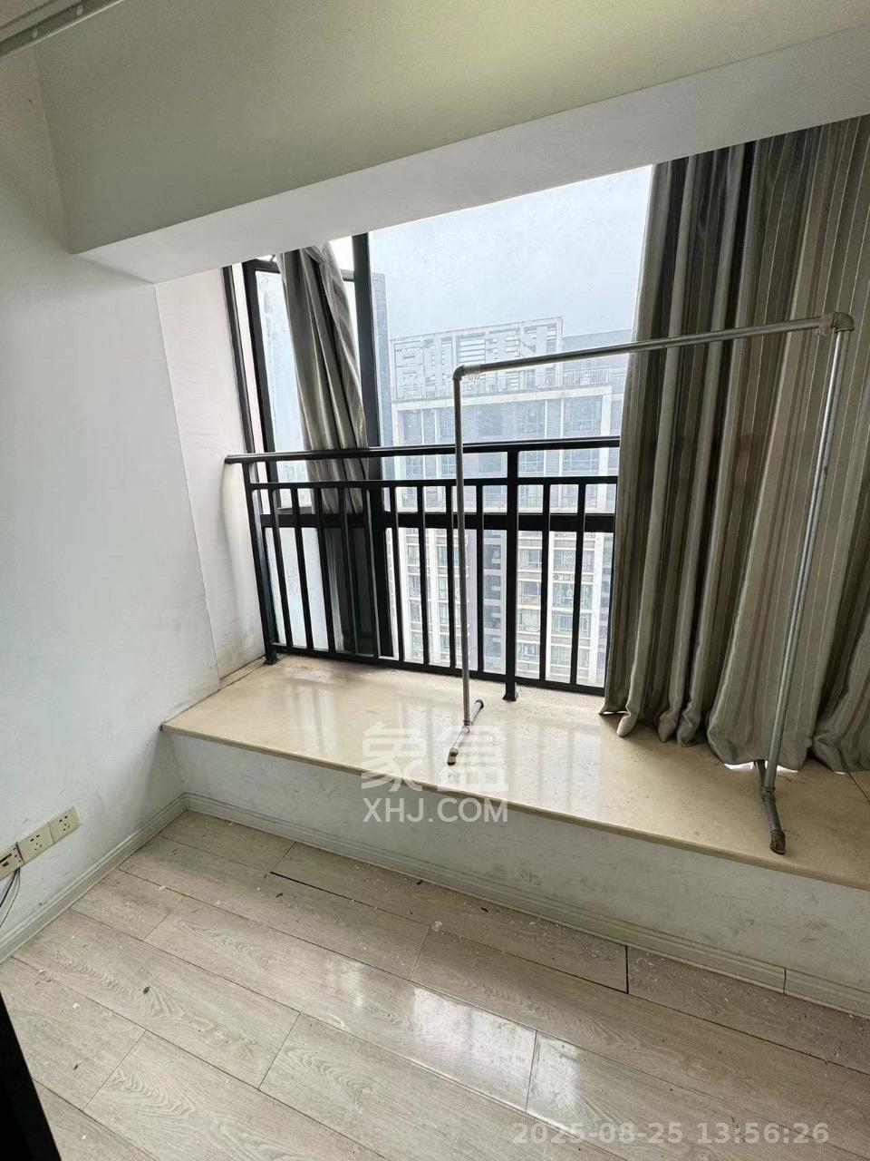 云鼎公馆  1室1厅1卫    1600.0元/月 云鼎公馆  1室1厅1卫    1600.0元/月室内图