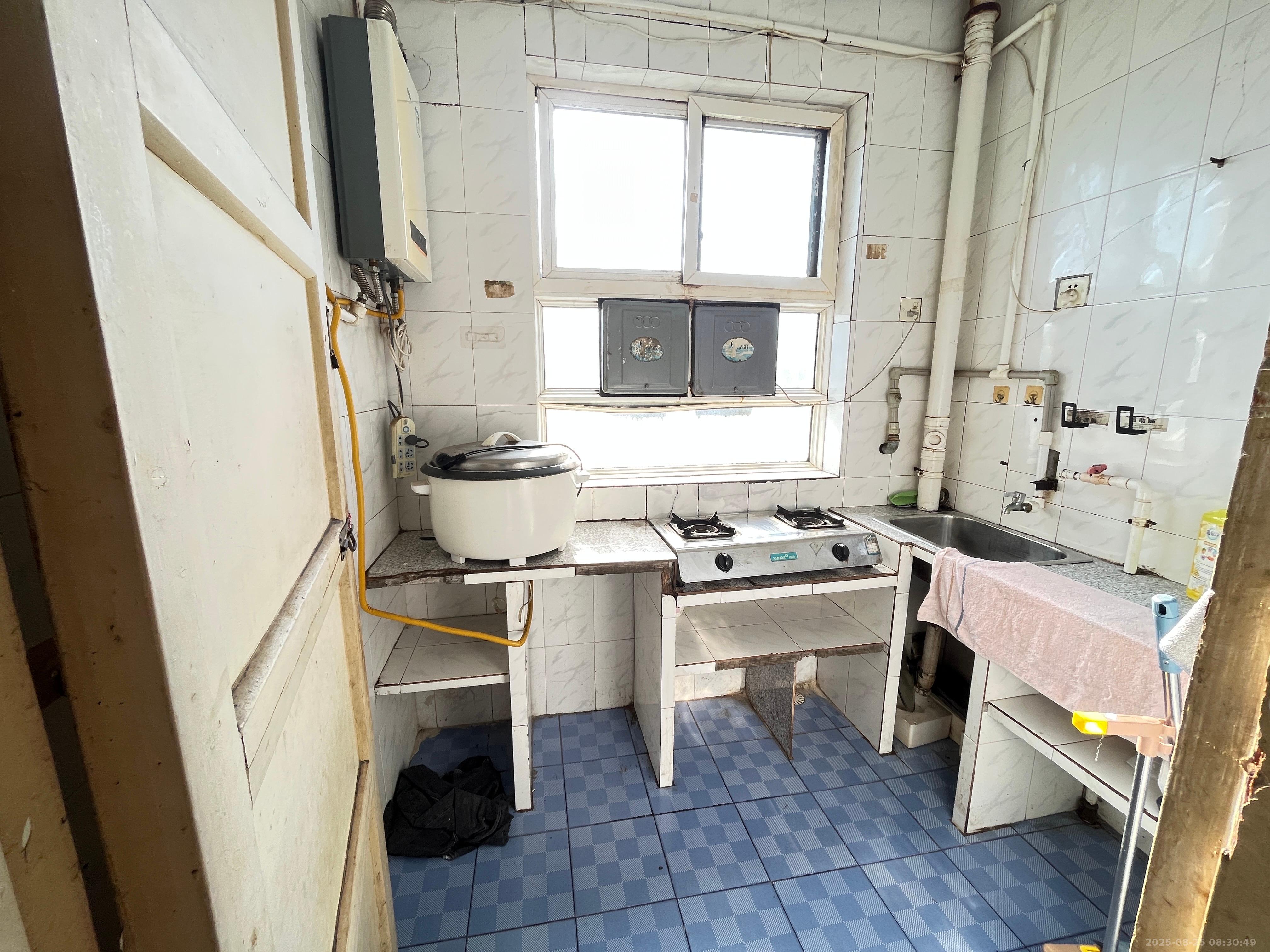 德政园  2室2厅1卫    1400.0元/月室内图