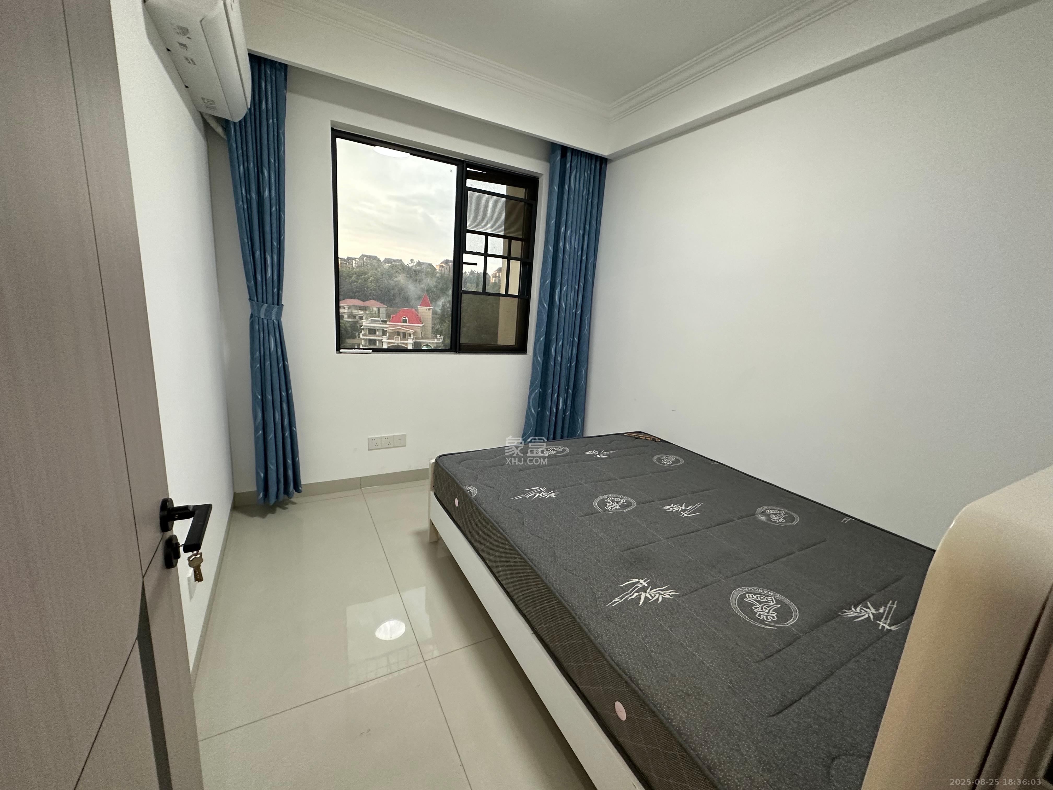 惟智园安置小区 4室2厅2卫 2600.0元/月 惟智园安置小区 4室2厅2卫 2600.0元/月室内图