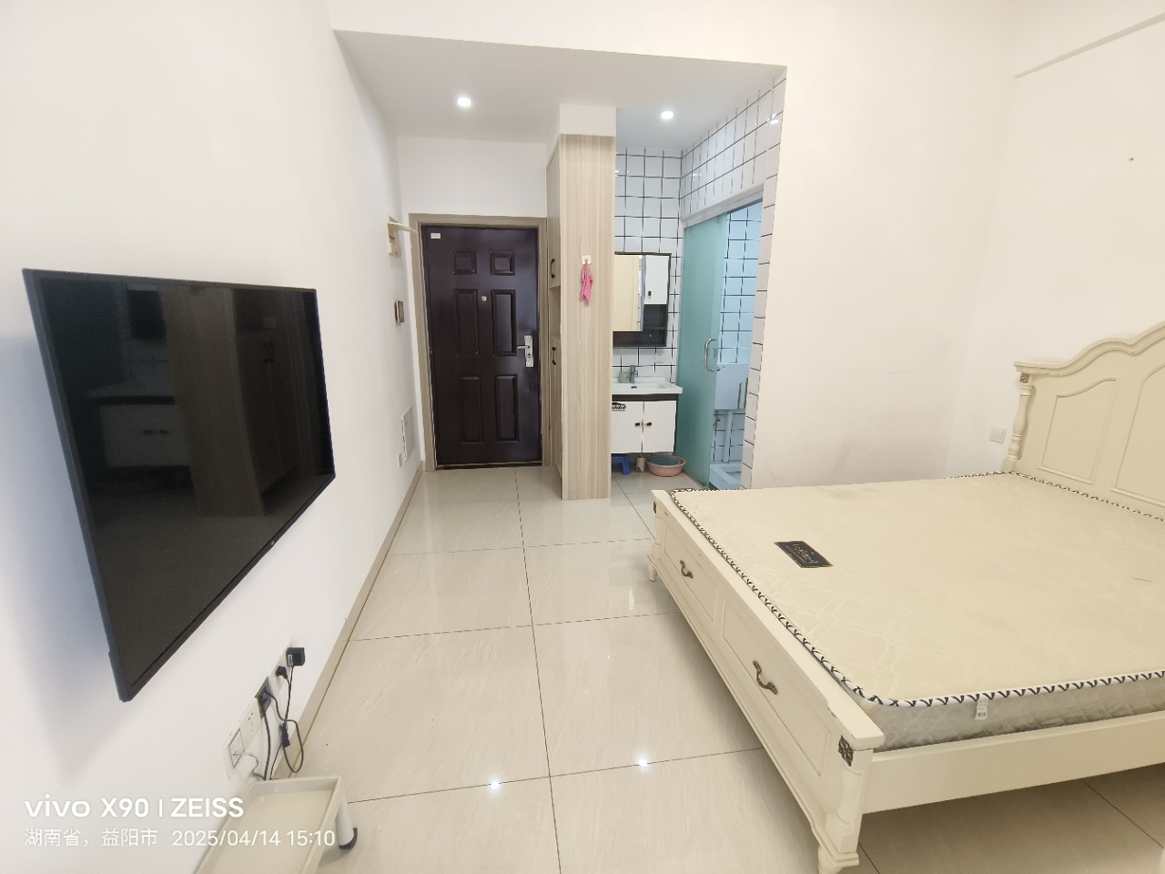 保利香槟国际  1室1厅1卫    1200.0元/月 保利香槟国际  1室1厅1卫    1200.0元/月室内图