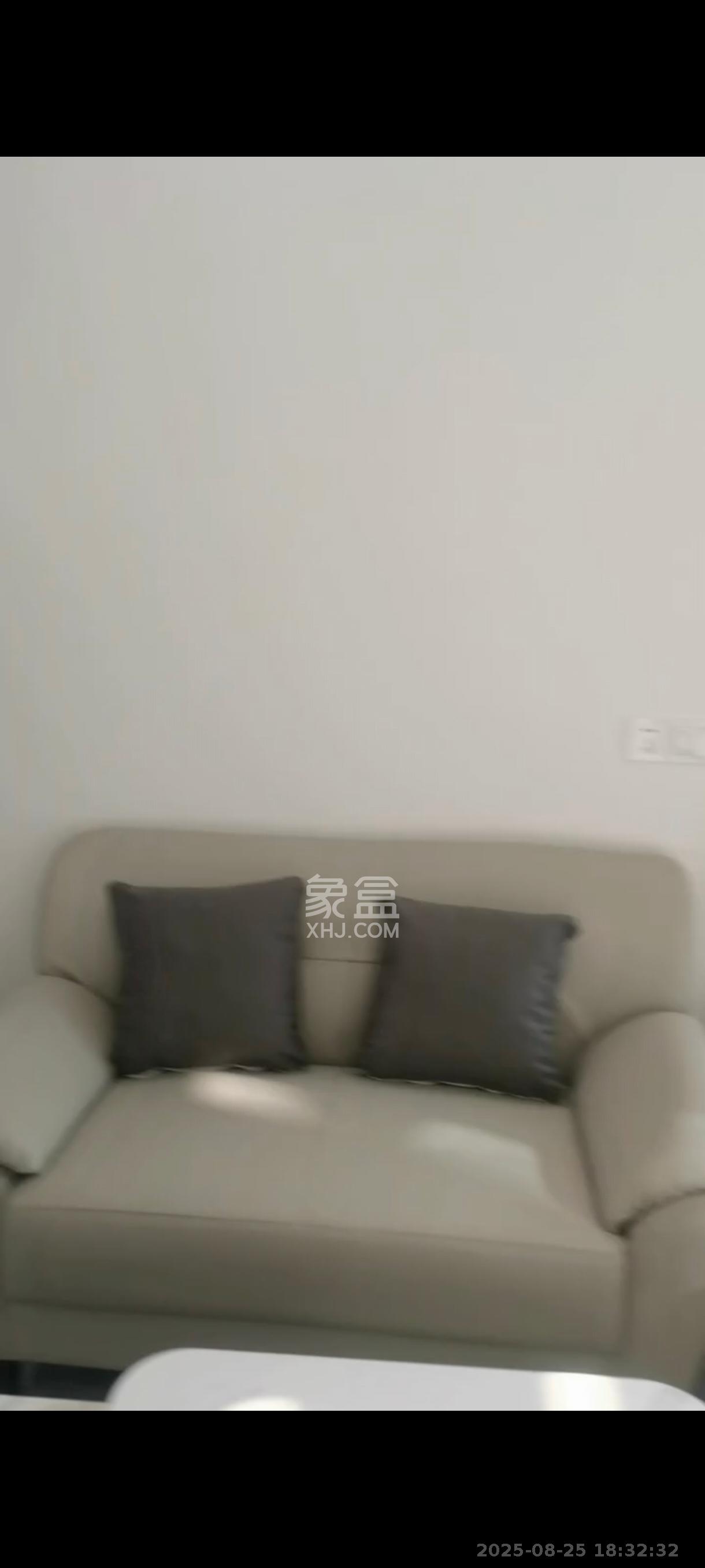 长房云西府向上公寓  2室1厅1卫    1400.0元/月室内图