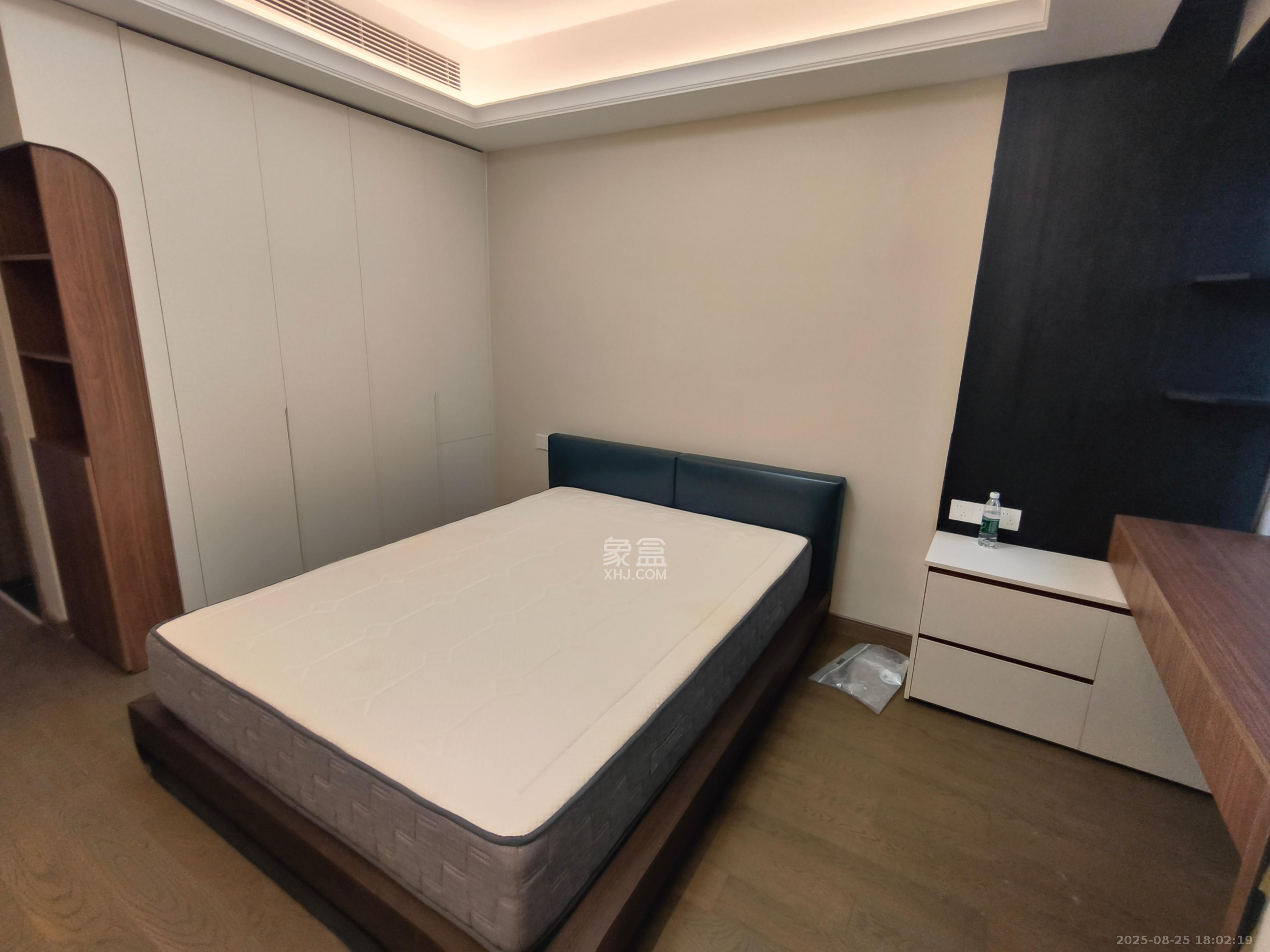 新力铂园（江山云著）  3室2厅2卫   4500.00元/月室内图