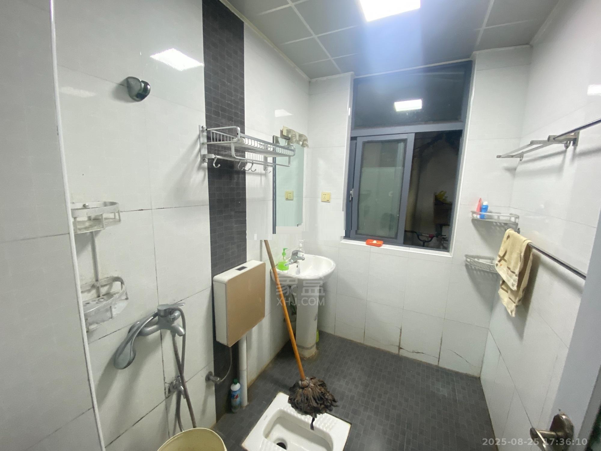 嘉墅翰林阁  2室2厅1卫    1200.0元/月 嘉墅翰林阁  2室2厅1卫    1200.0元/月室内图