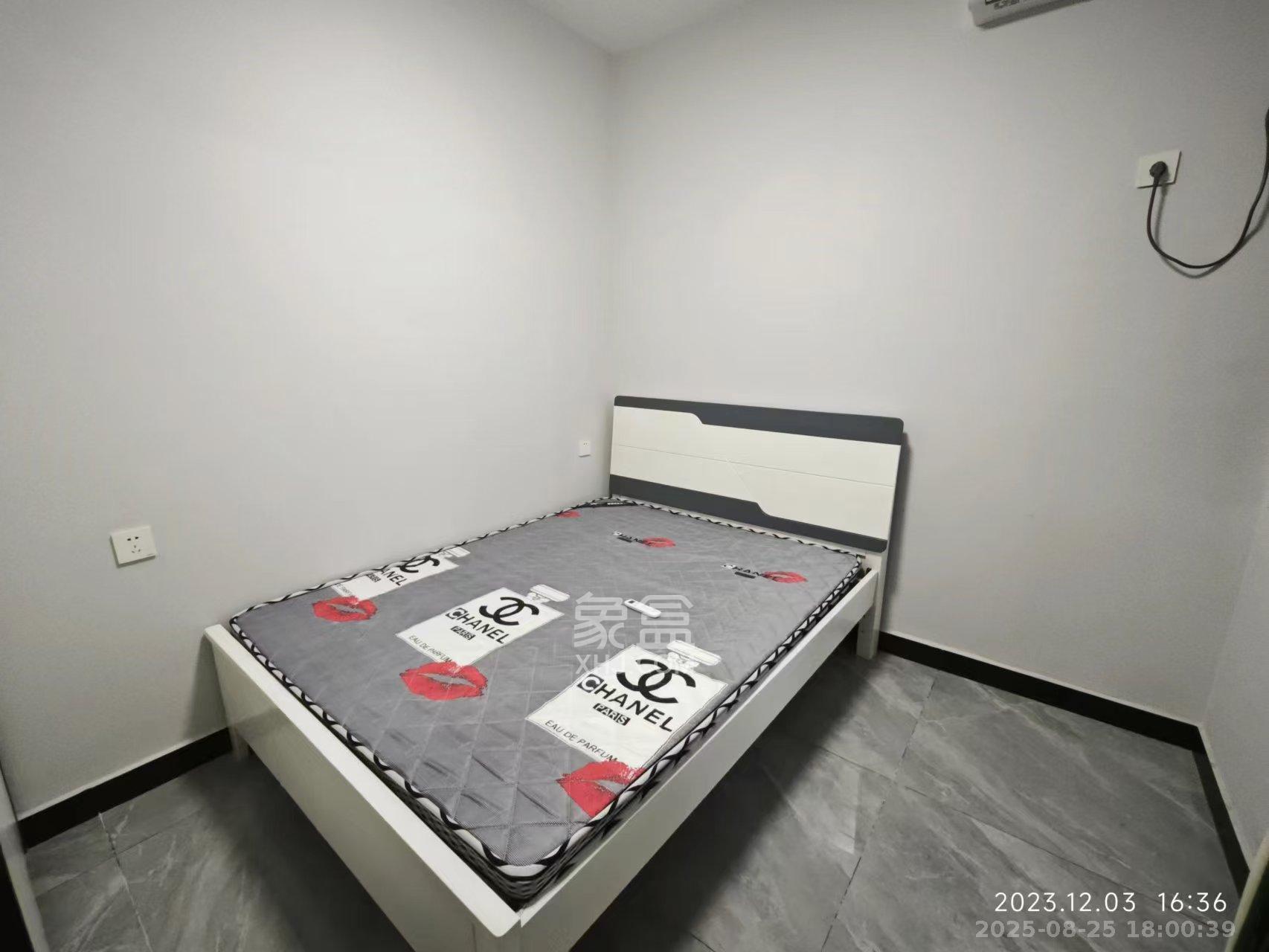 天鸿天府(天鸿中央大院)  3室2厅1卫    2800.0元/月 天鸿天府(天鸿中央大院)  3室2厅1卫    2800.0元/月室内图