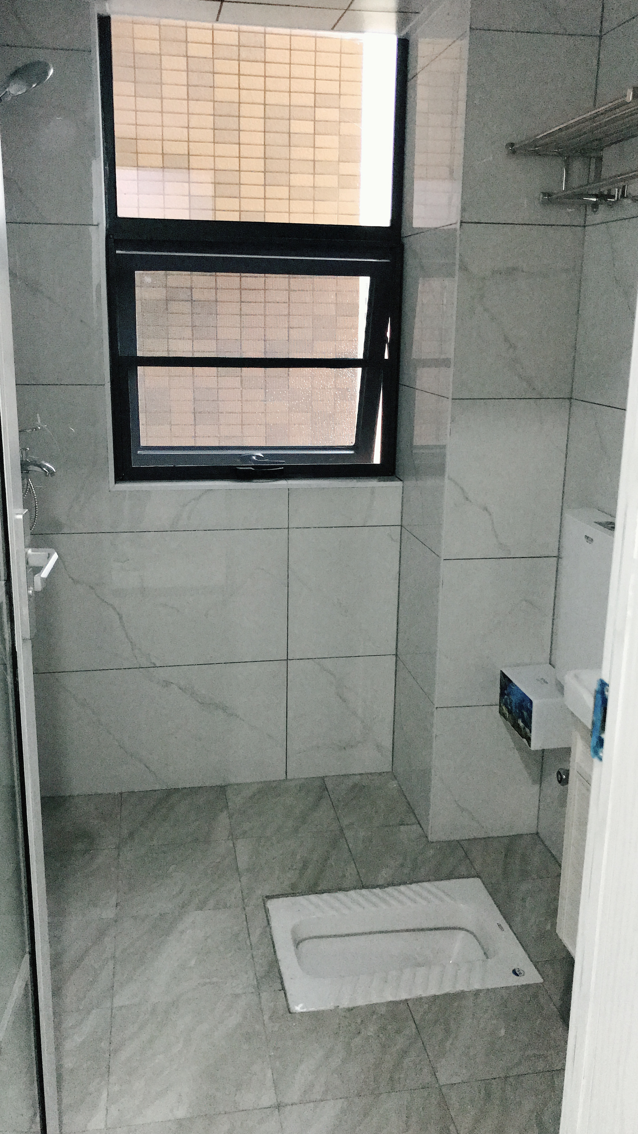 兴和佳苑安置小区  1室0厅0卫    1600.0元/月户型图