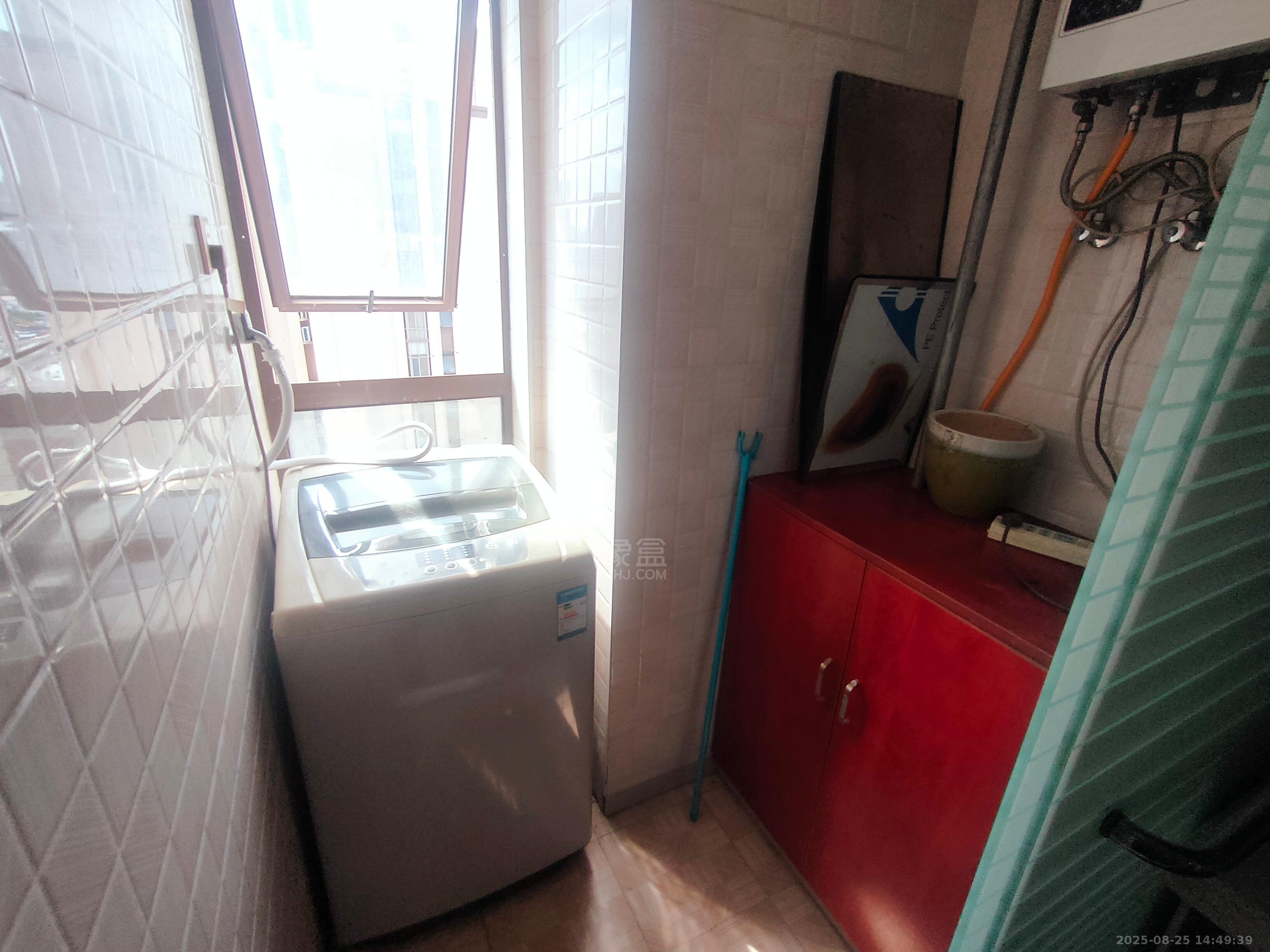 中泰财富湘江 1室1厅1卫 1500.0元/月 中泰财富湘江 1室1厅1卫 1500.0元/月室内图