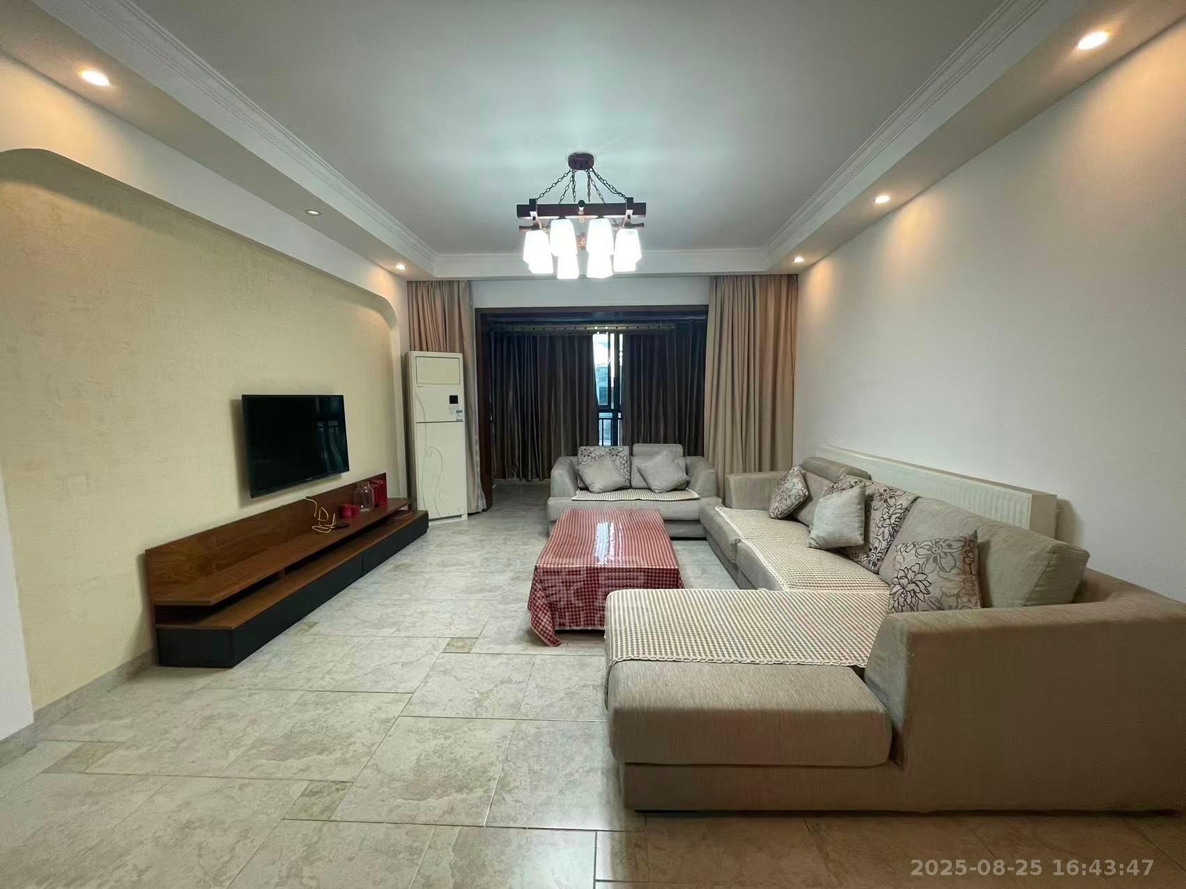 庐山春天二期曼城 3室2厅1卫 1500.0元/月 庐山春天二期曼城 3室2厅1卫 1500.0元/月室内图