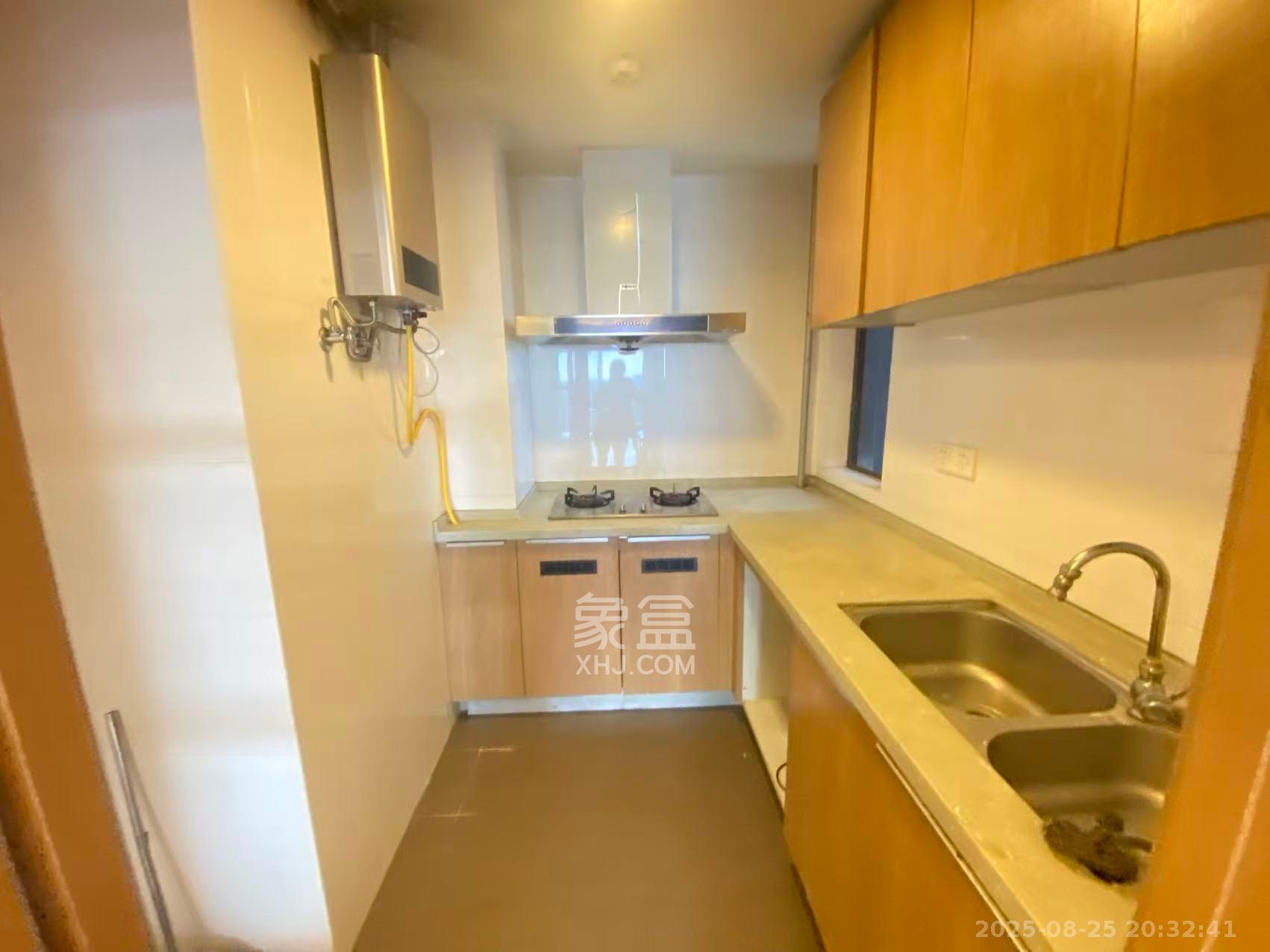 万科白鹭郡  3室2厅1卫    2600.0元/月 万科白鹭郡  3室2厅1卫    2600.0元/月室内图