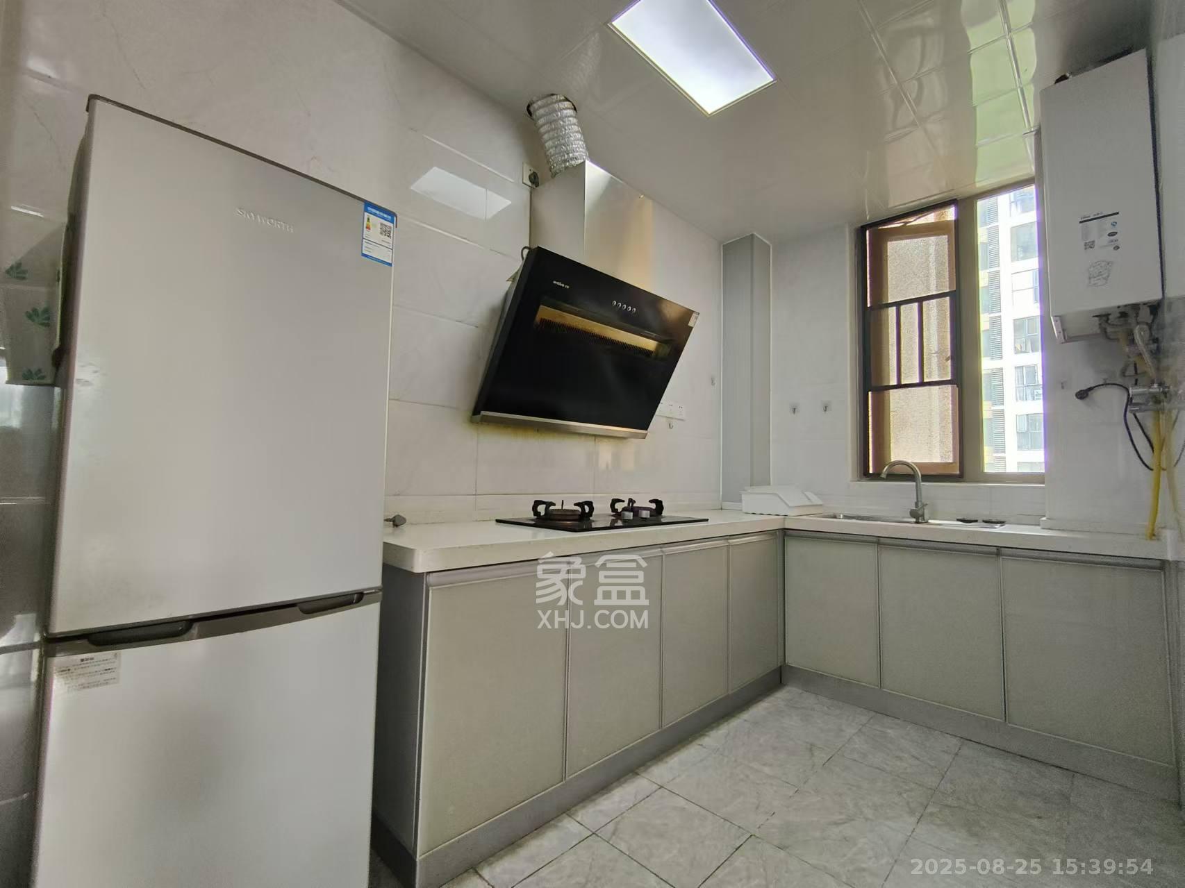 怡海星城  1室0厅0卫    1800.0元/月 怡海星城  1室0厅0卫    1800.0元/月室内图