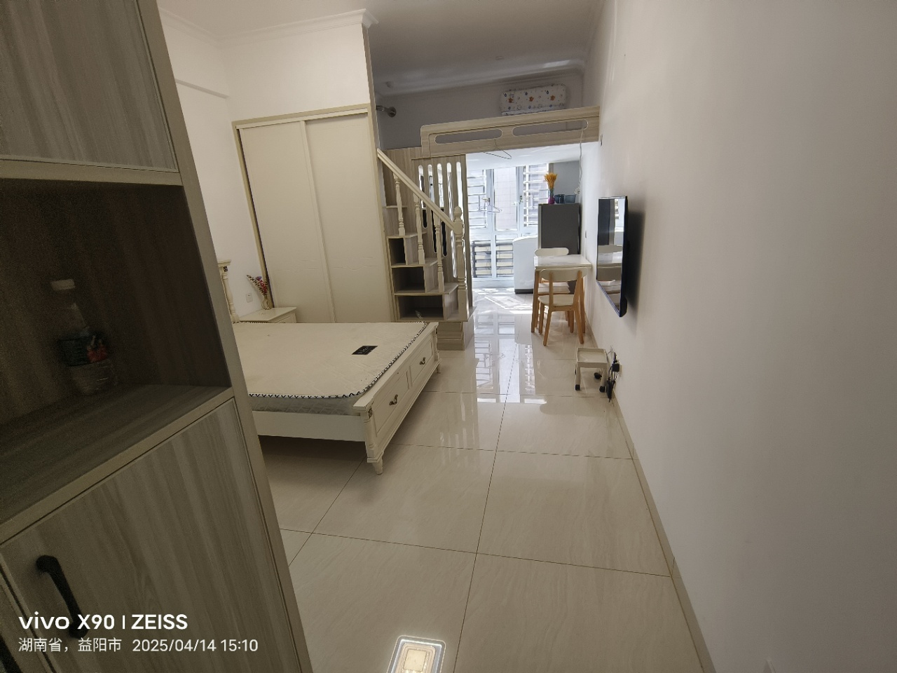 保利香槟国际  1室1厅1卫    1200.0元/月 保利香槟国际  1室1厅1卫    1200.0元/月室内图