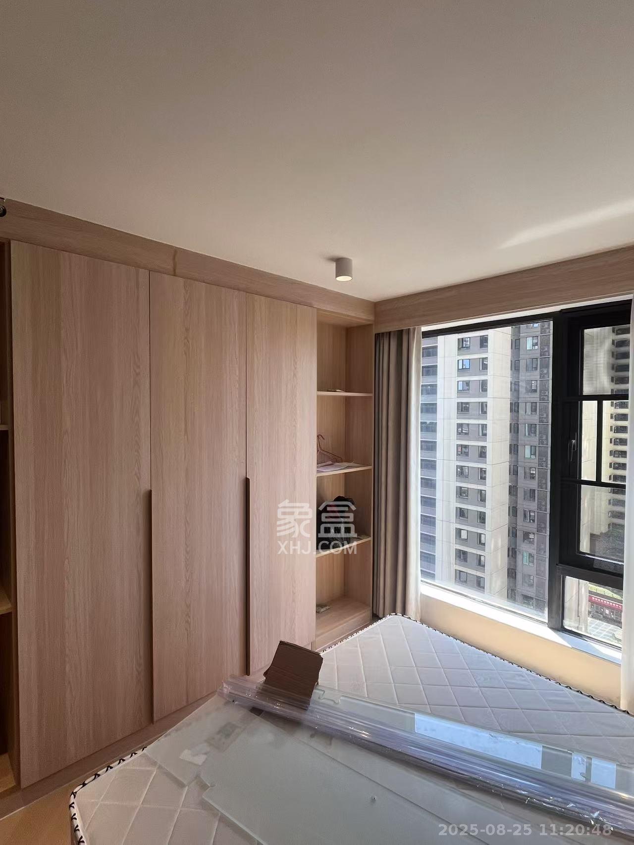 卓越江岸  2室1厅1卫    2000.0元/月 卓越江岸  2室1厅1卫    2000.0元/月室内图