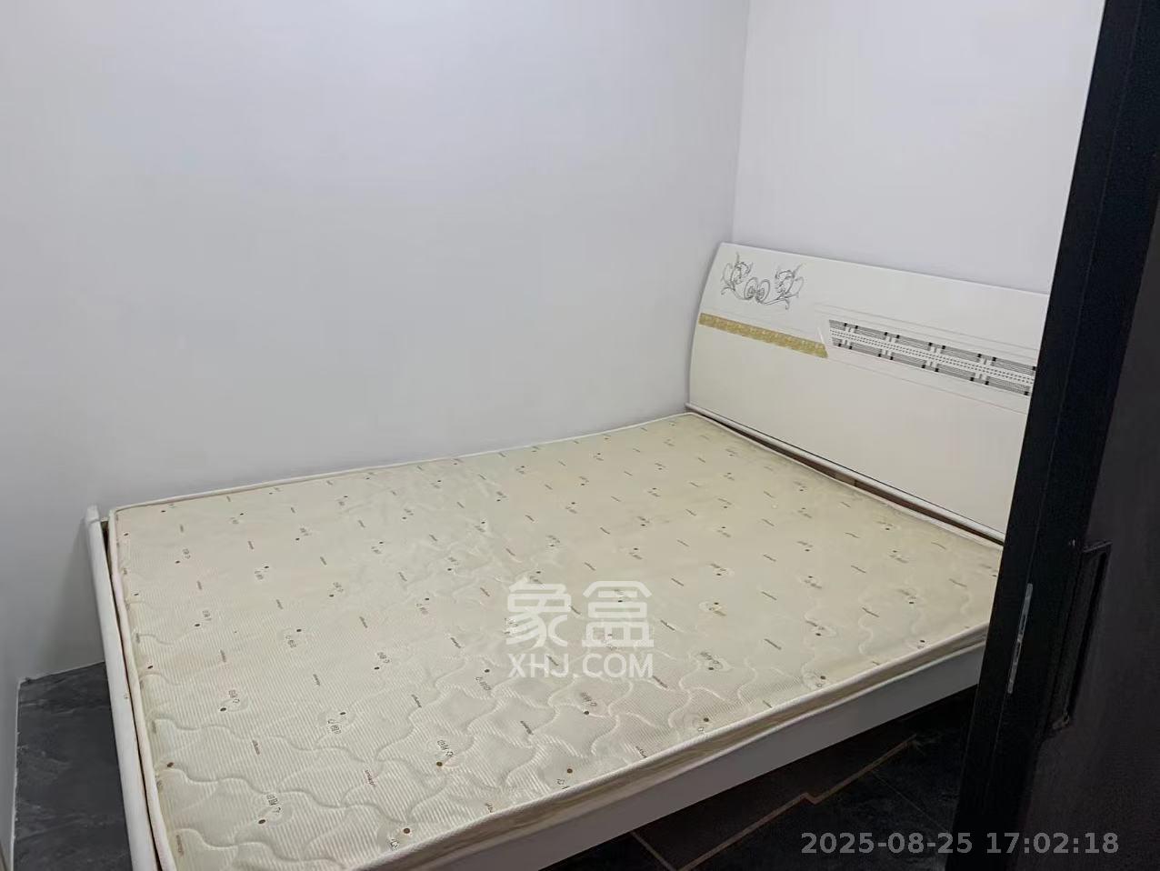 潇湘名城(新里程潇湘名城)  1室1厅1卫    1700.0元/月室内图