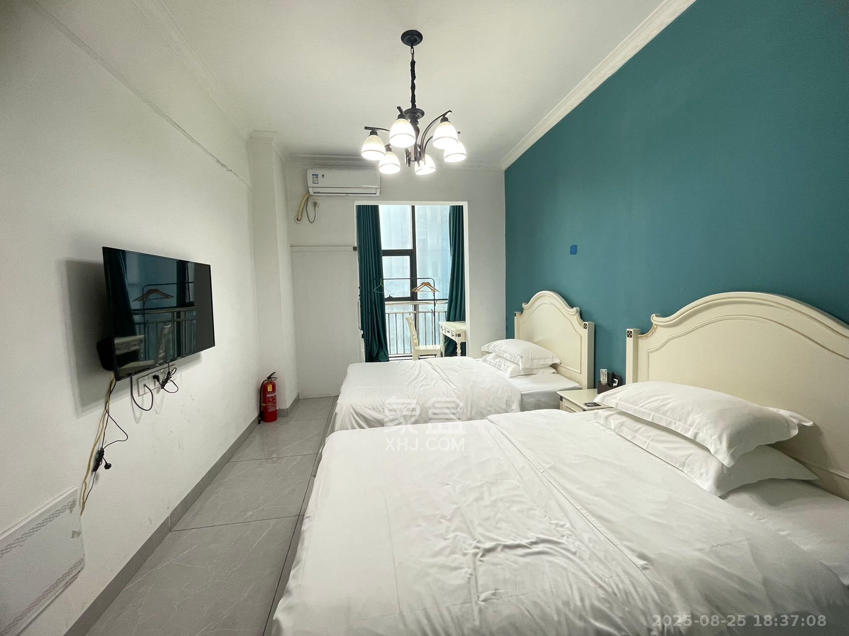 东盈商业广场(华泉城市广场)  1室1厅1卫    1400.0元/月 东盈商业广场(华泉城市广场)  1室1厅1卫    1400.0元/月室内图