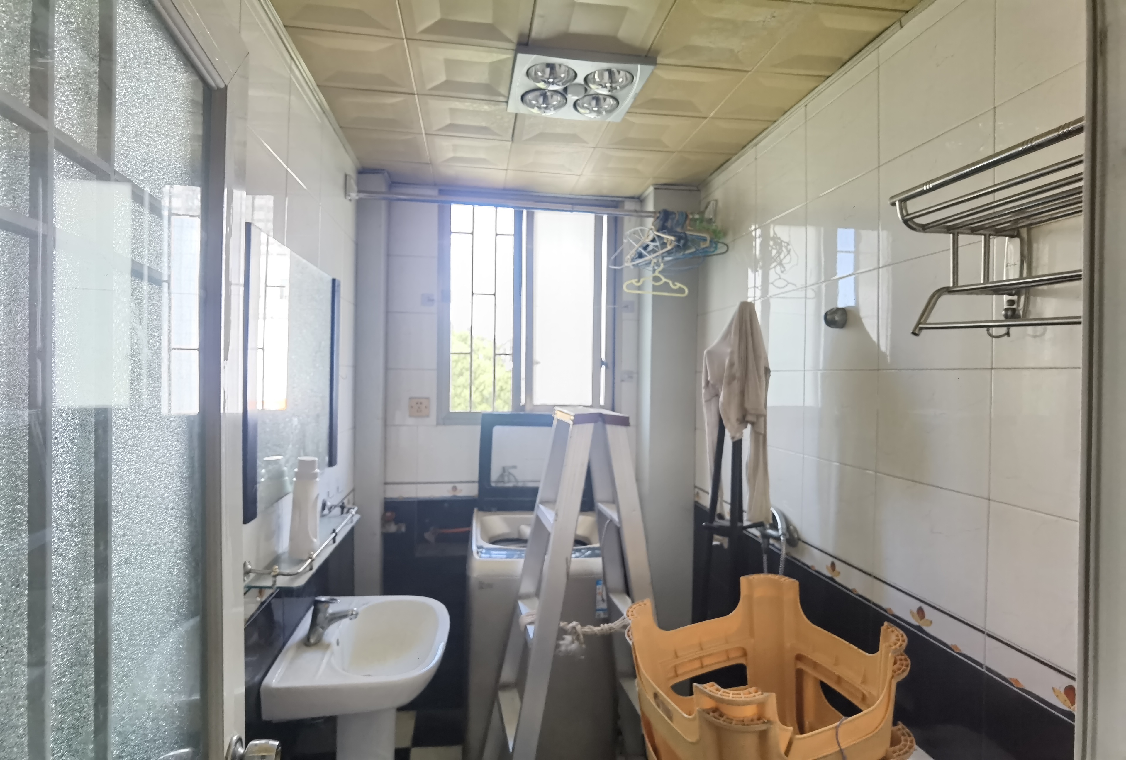 新星文化城 3室2厅2卫 1200.0元/月 新星文化城 3室2厅2卫 1200.0元/月室内图