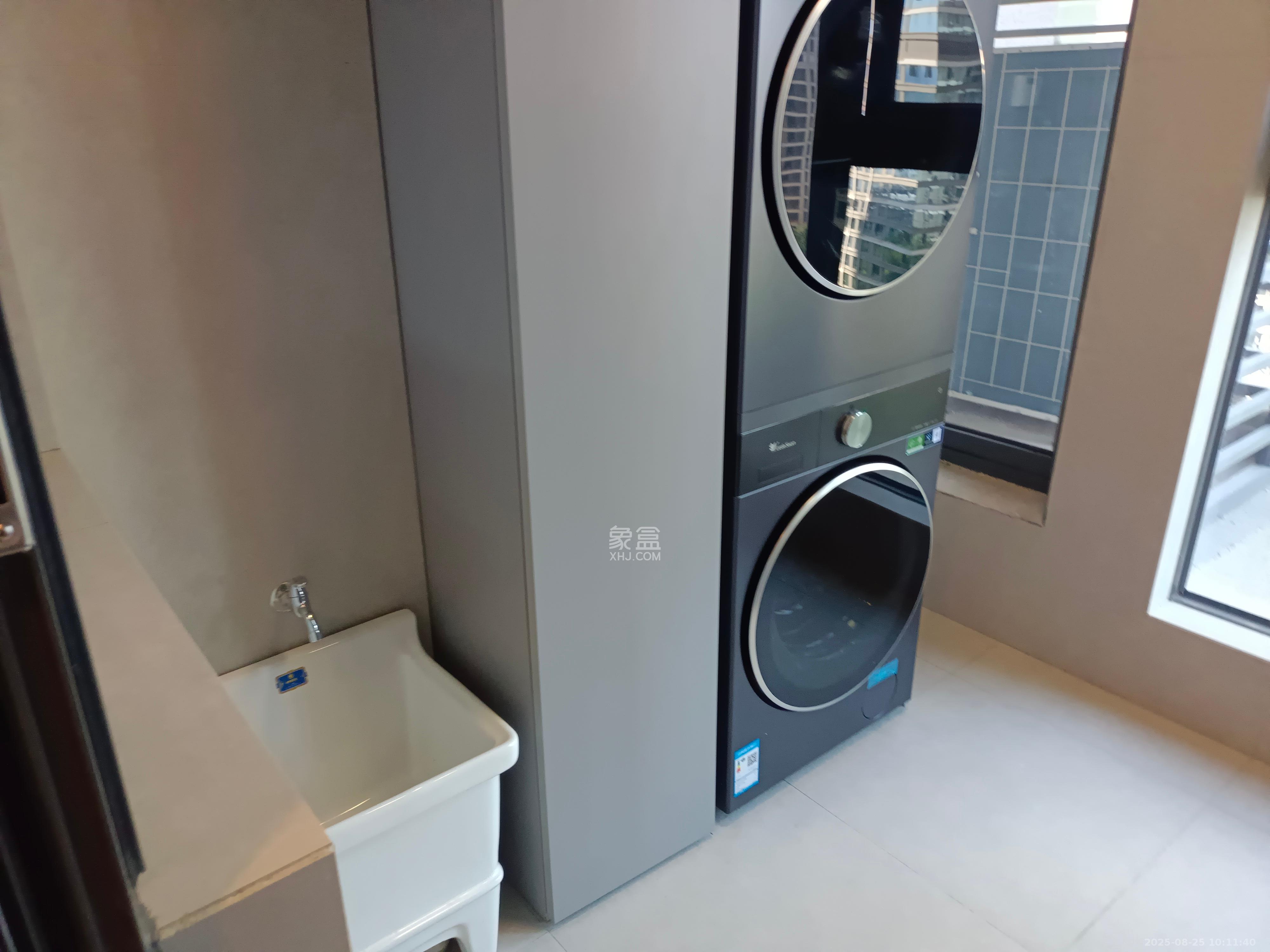 旭辉铂悦湘江  4室2厅3卫   18000.00元/月室内图