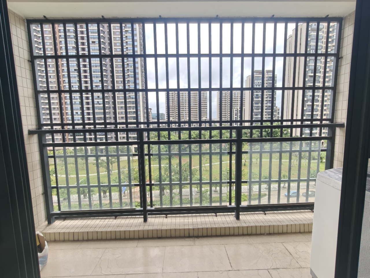 蓝城印象 1室2厅1卫 2200.0元/月 蓝城印象 1室2厅1卫 2200.0元/月室内图