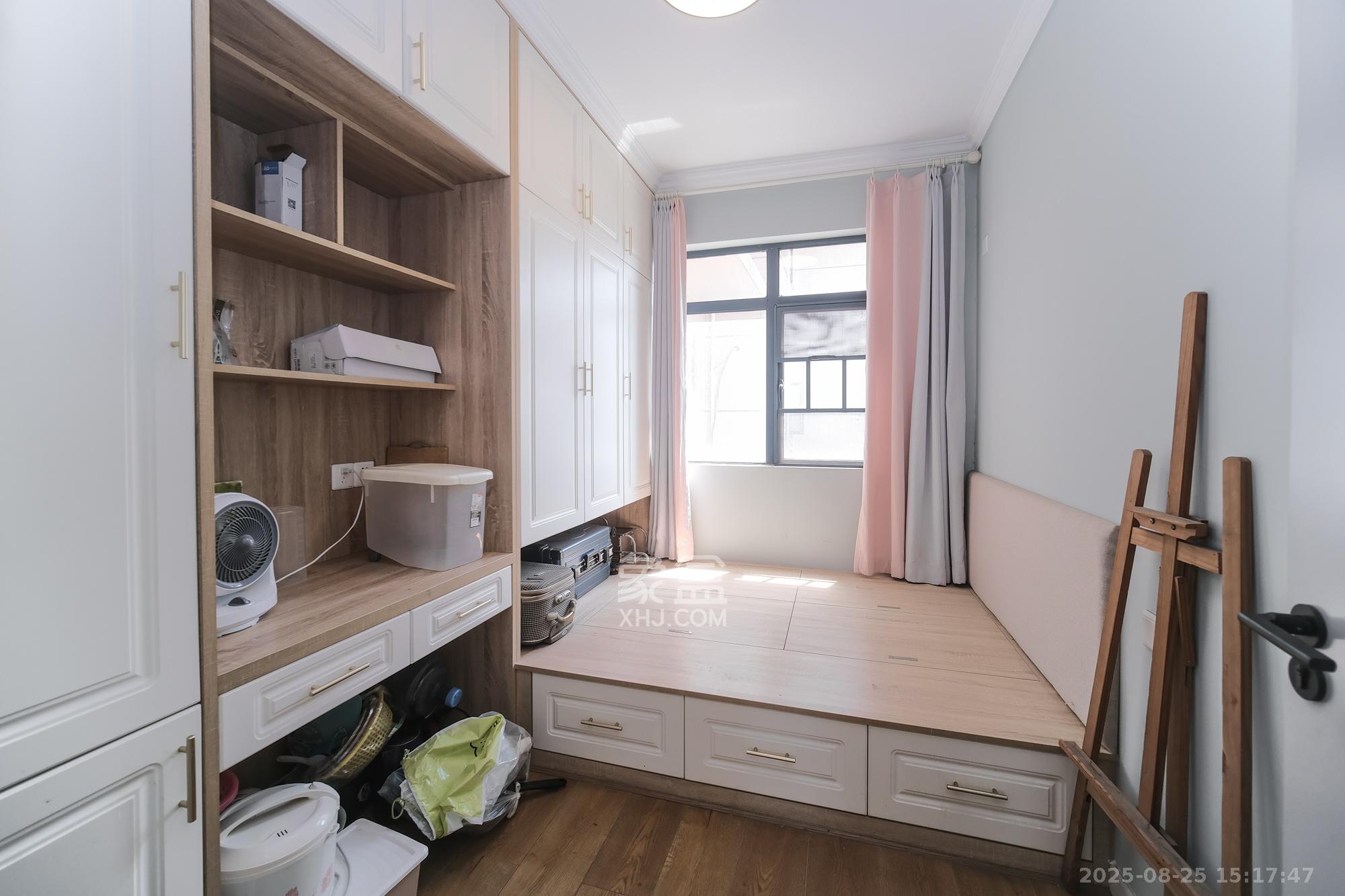 筑梦星园 4室2厅2卫 95.0万 筑梦星园 4室2厅2卫 95.0万卧室