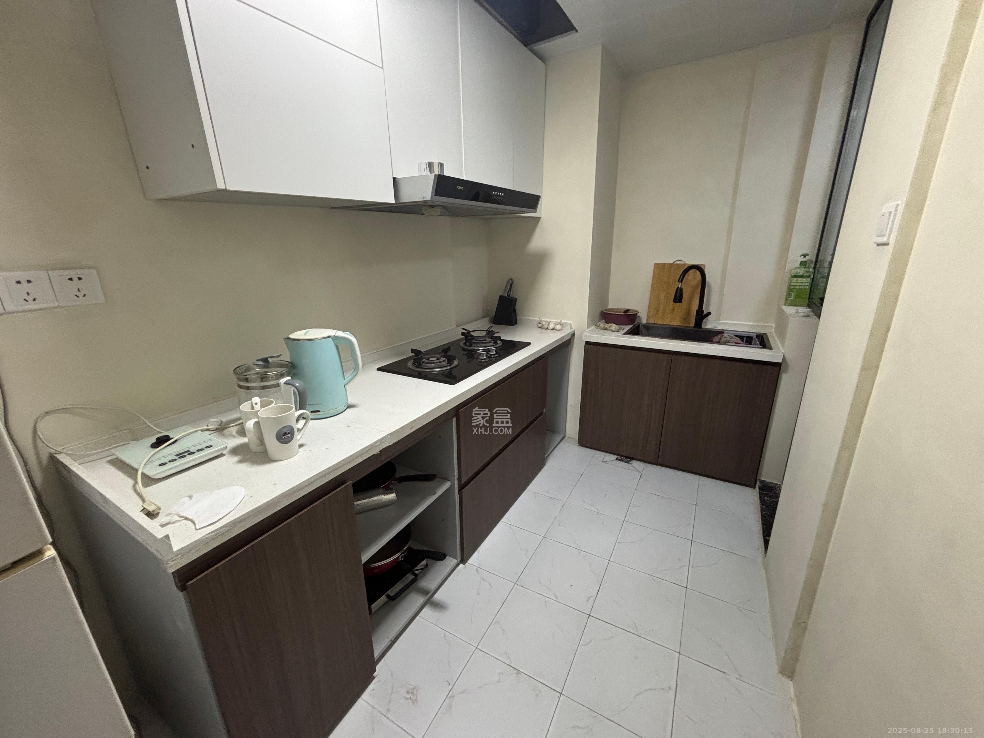 长房云时代  3室2厅1卫    2800.0元/月 长房云时代  3室2厅1卫    2800.0元/月室内图