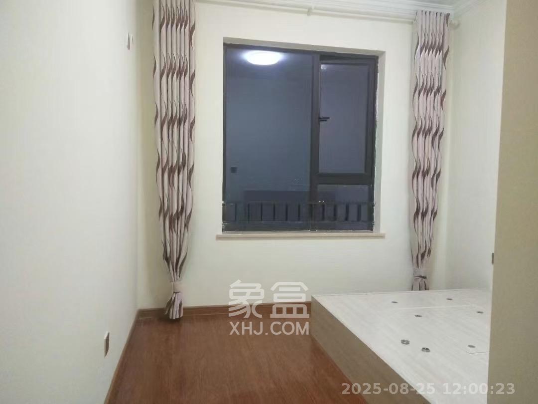 协信星澜汇  3室2厅2卫    2800.0元/月室内图