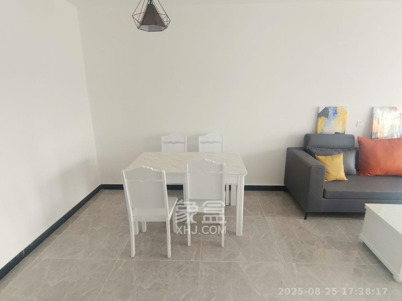 山水霖城(植物原著)  3室2厅2卫    2600.0元/月 山水霖城(植物原著)  3室2厅2卫    2600.0元/月室内图