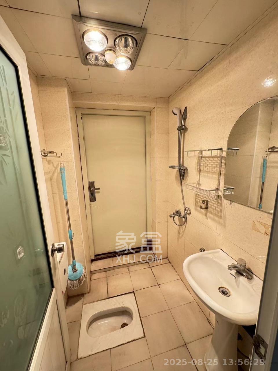 云鼎公馆  1室1厅1卫    1600.0元/月 云鼎公馆  1室1厅1卫    1600.0元/月室内图