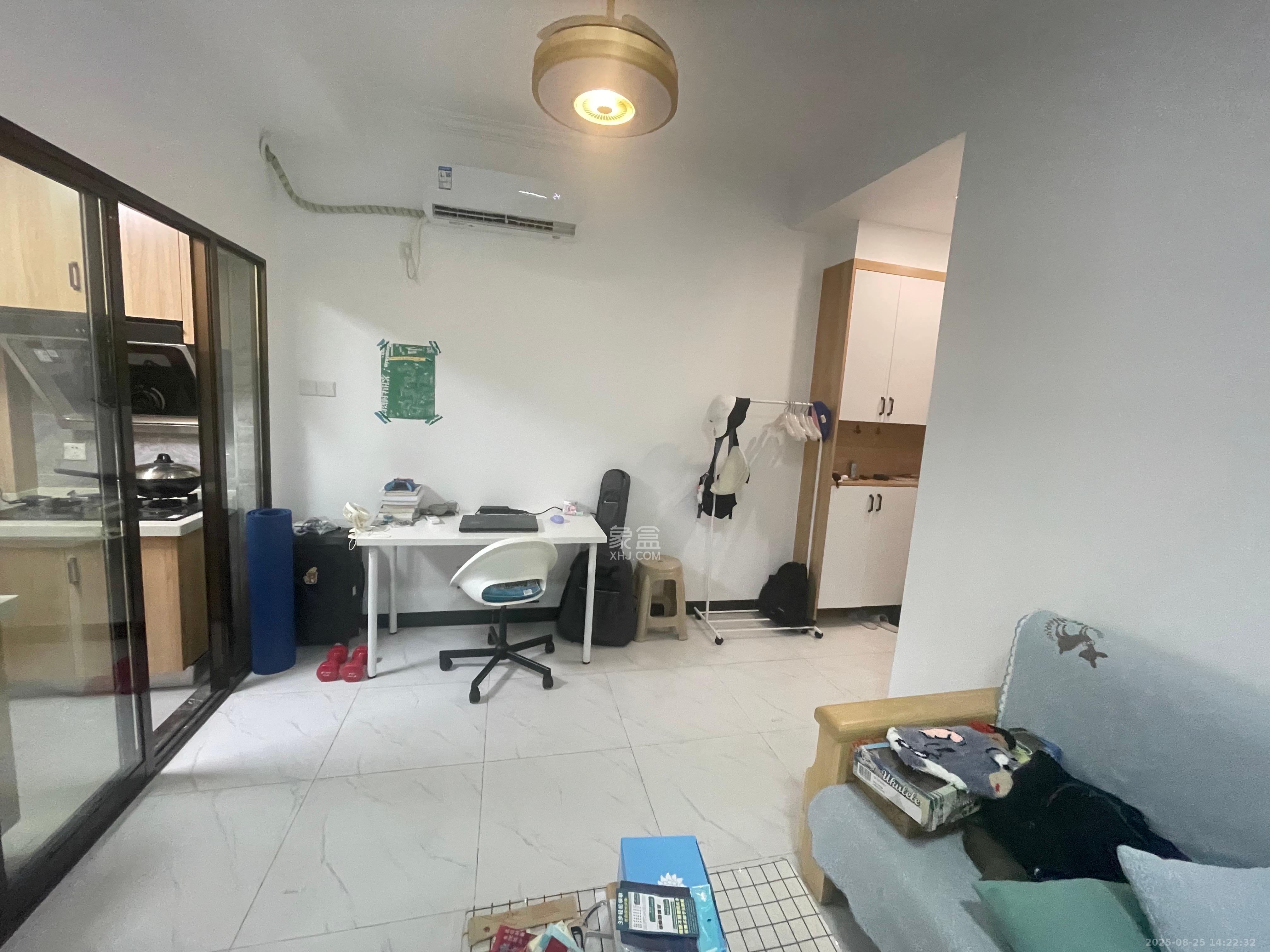 公园9号大都会  1室1厅1卫    2800.0元/月室内图
