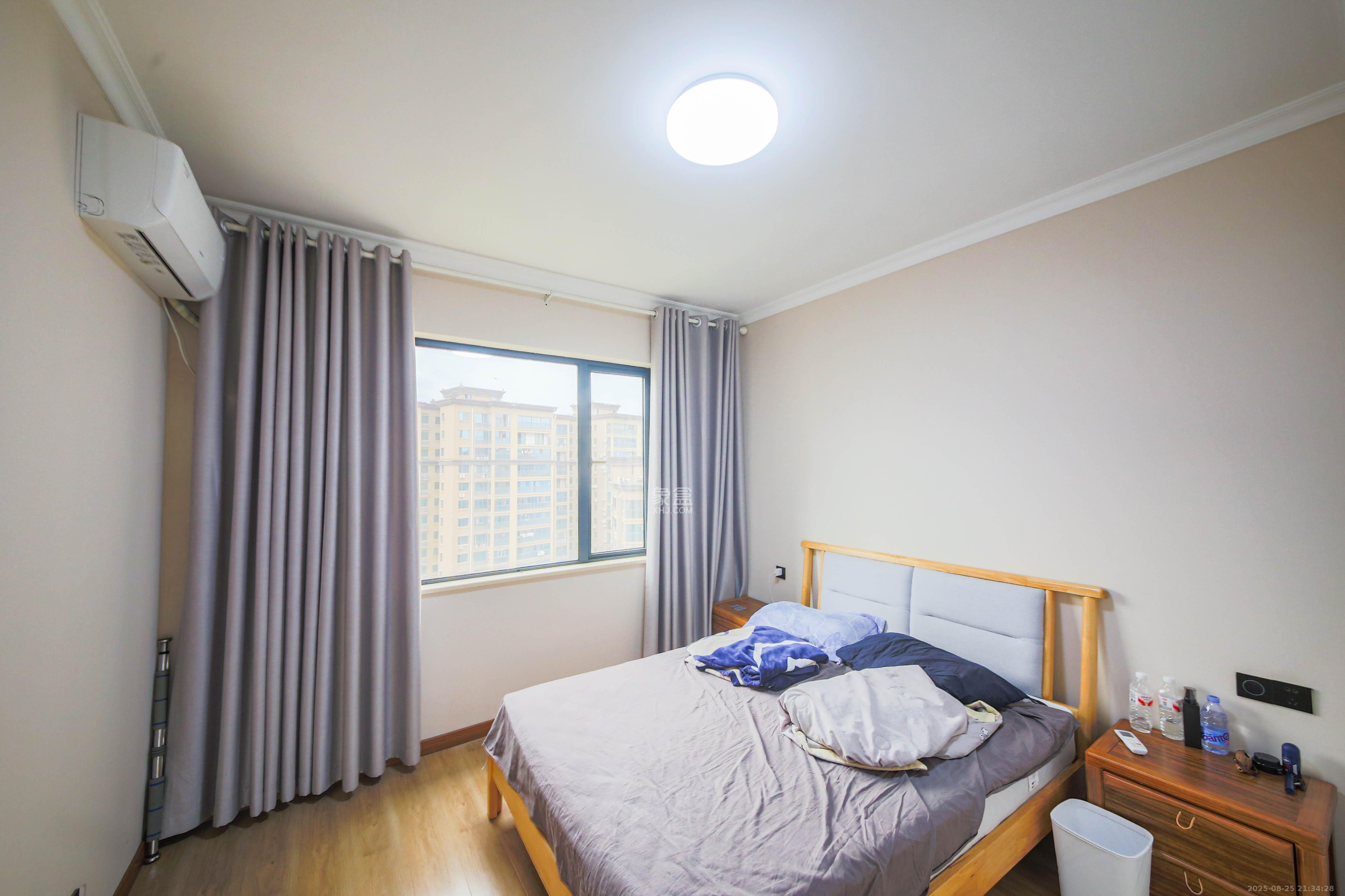 中南红领邦(红星嘉和苑) 4室2厅2卫 136.8万 中南红领邦(红星嘉和苑) 4室2厅2卫 136.8万卧室