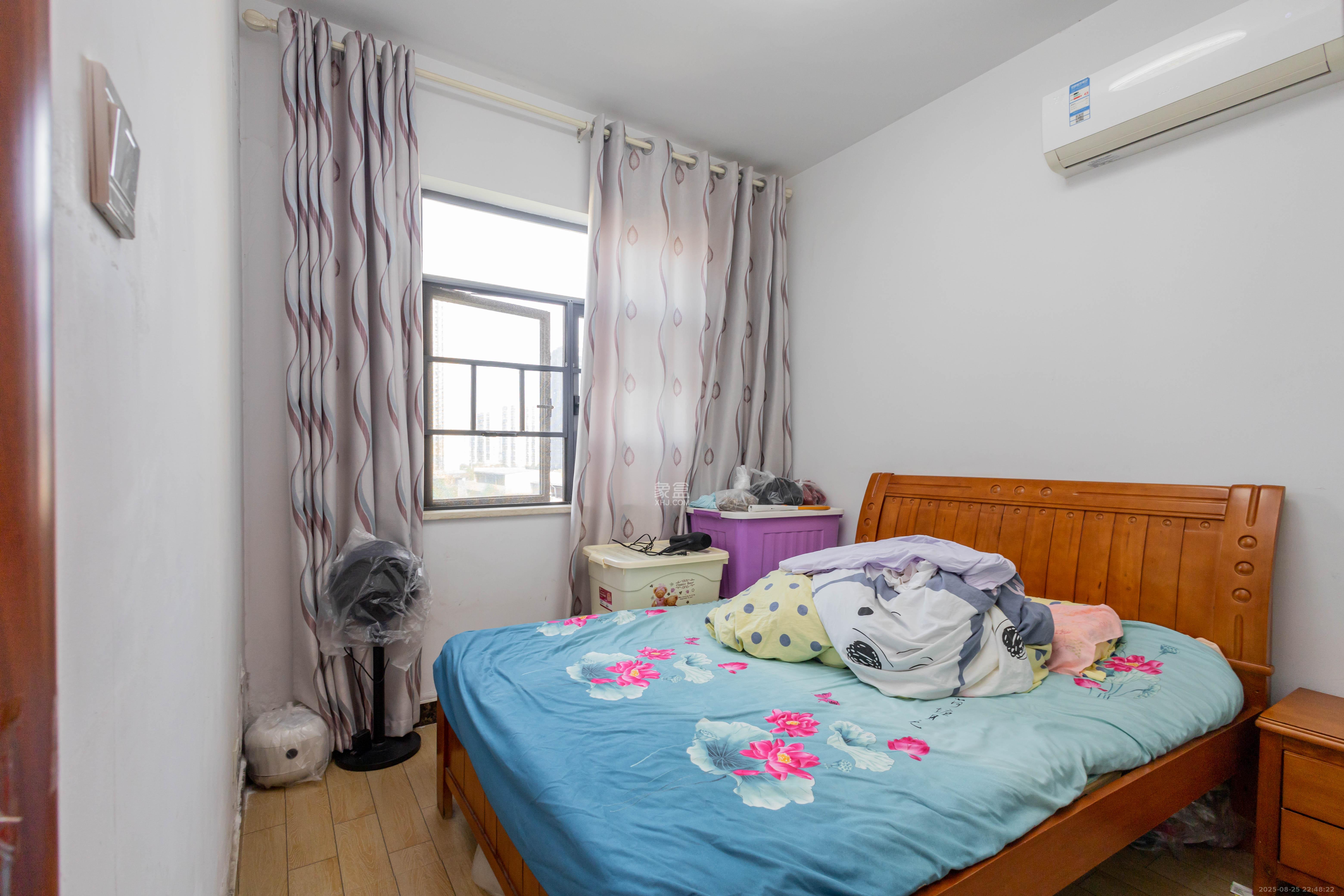 中交中央公园D2区 2室1厅1卫 92.0万 中交中央公园D2区 2室1厅1卫 92.0万卧室