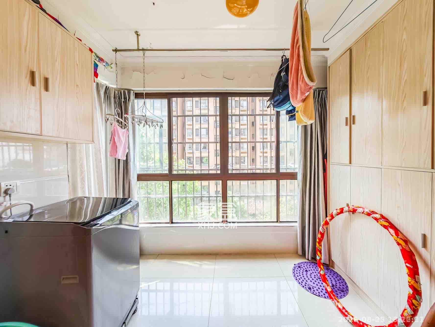 山语城二期  2室1厅1卫   1900.00元/月室内图