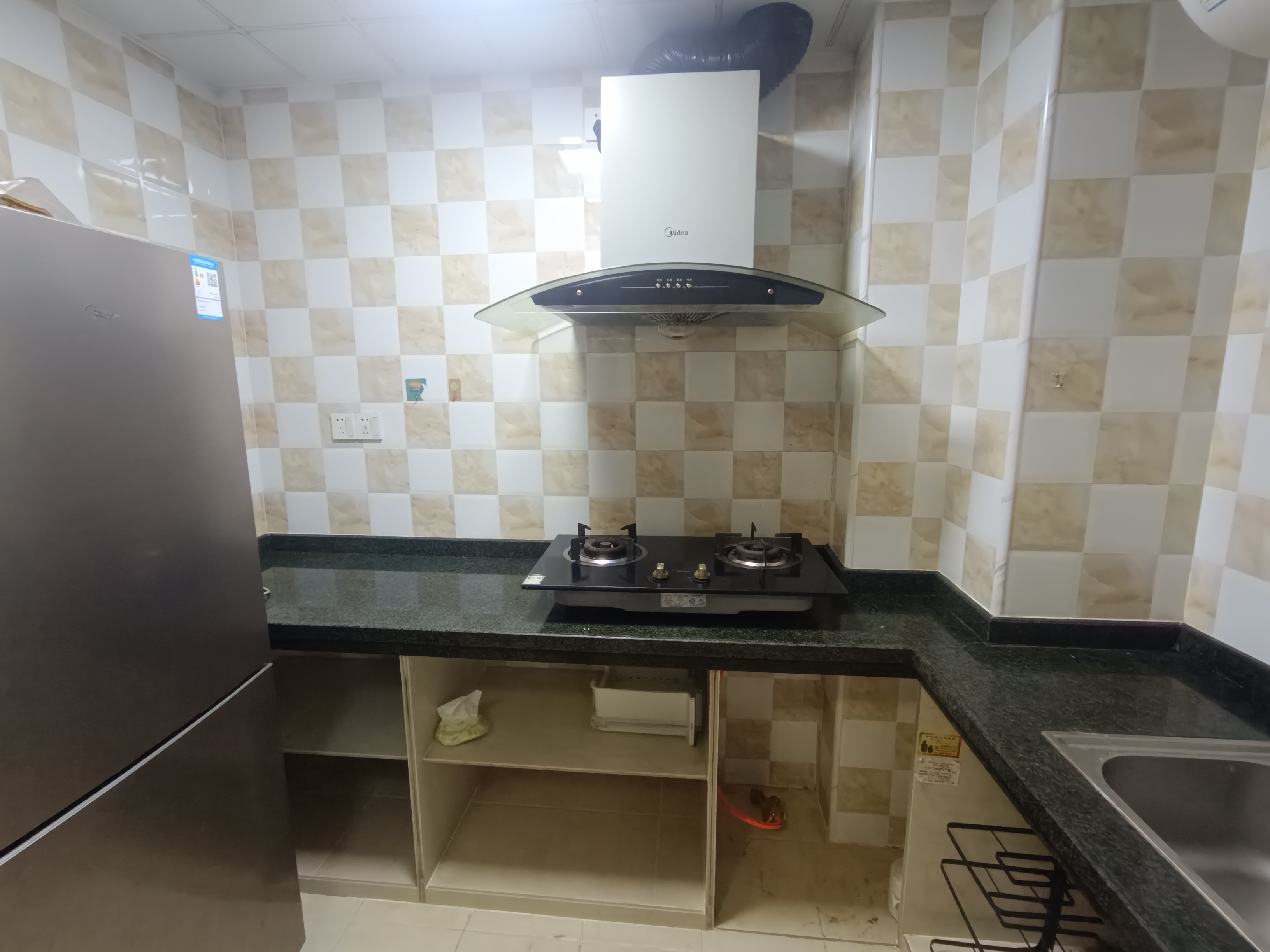 儒俊雅苑 1室0厅1卫 1100.00元/月 儒俊雅苑 1室0厅1卫 1100.00元/月室内图