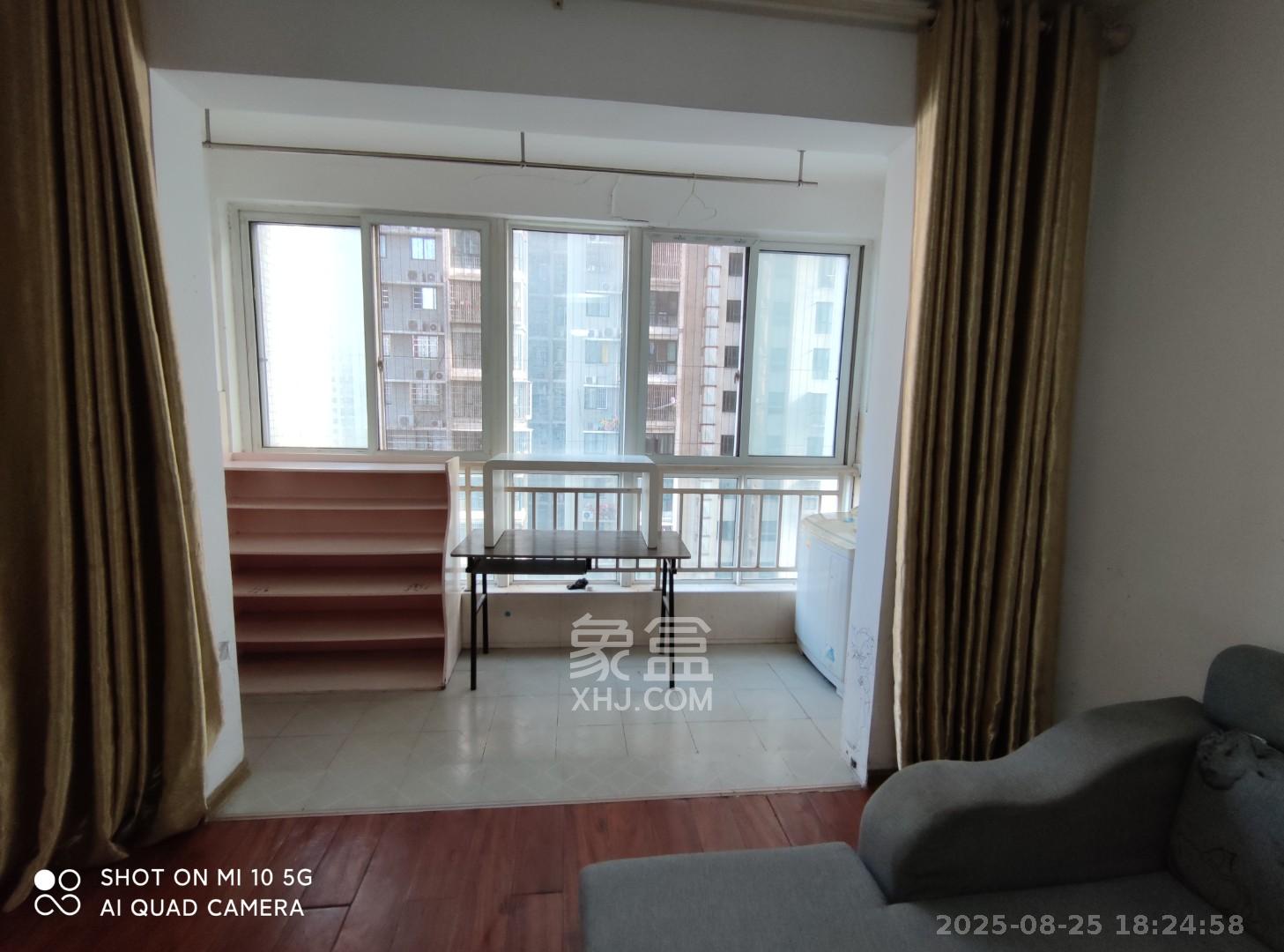 时代星城  2室2厅1卫    1200.0元/月室内图