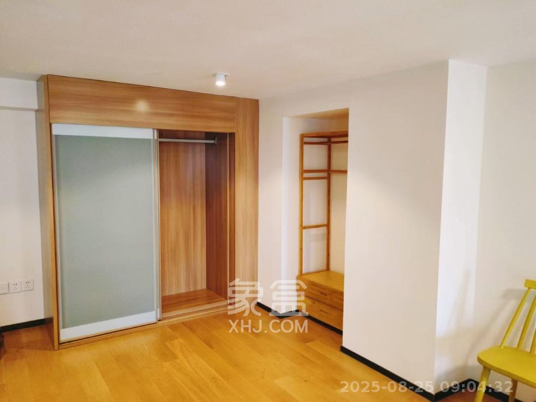 恒大翡翠华庭 1室1厅1卫 1600.0元/月 恒大翡翠华庭 1室1厅1卫 1600.0元/月室内图