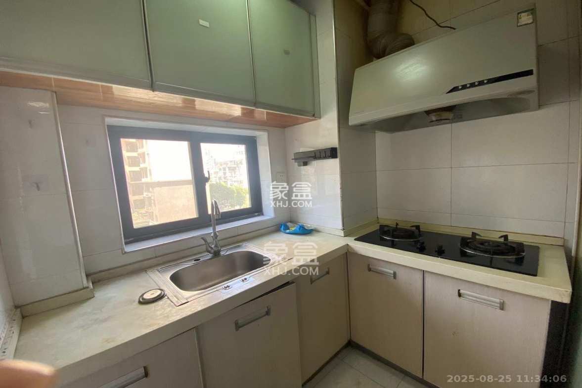 上峰苑(兰亭玥岛)  1室1厅1卫    1500.0元/月 上峰苑(兰亭玥岛)  1室1厅1卫    1500.0元/月室内图