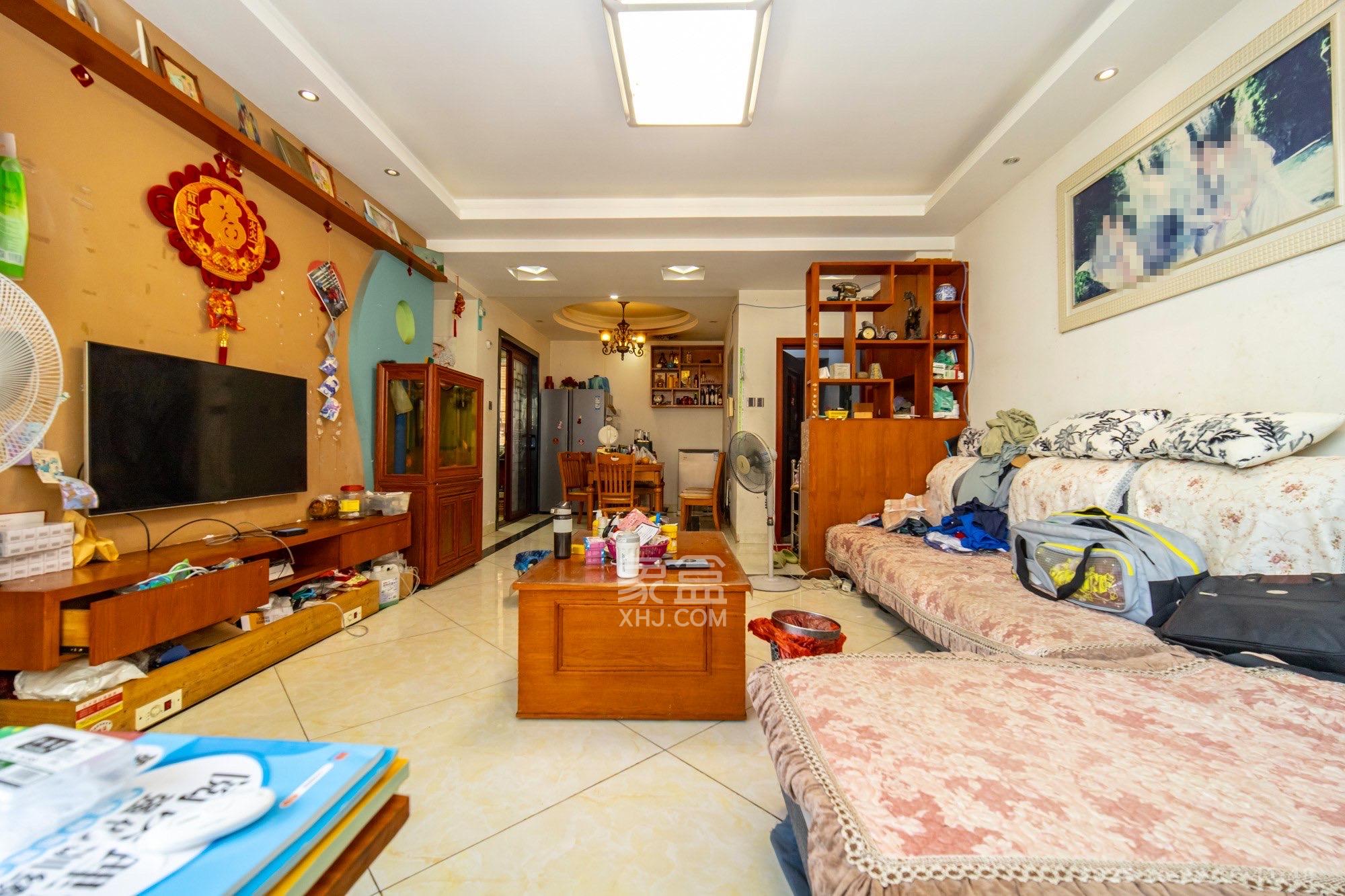 楚天世纪城东苑  4室2厅2卫    2000.0元/月室内图