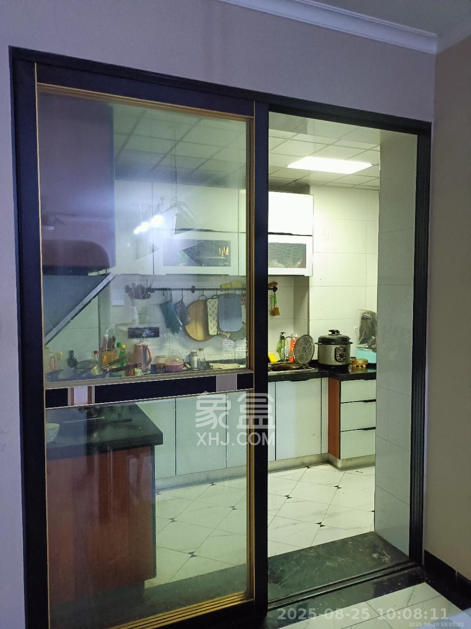 长房南屏锦源 3室2厅2卫 2800.0元/月 长房南屏锦源 3室2厅2卫 2800.0元/月室内图