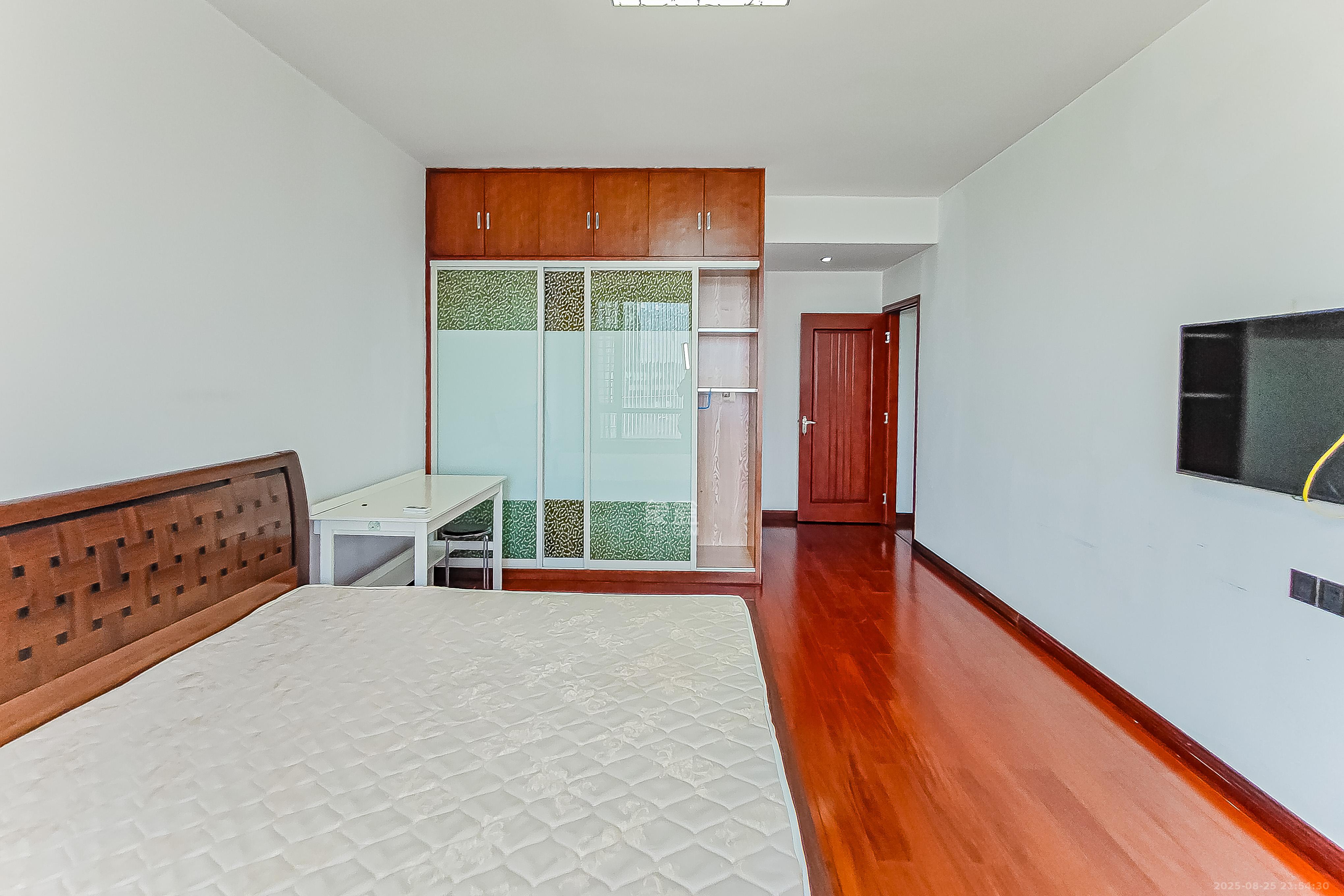 书院观邸 4室2厅1卫 188.0万 书院观邸 4室2厅1卫 188.0万卧室