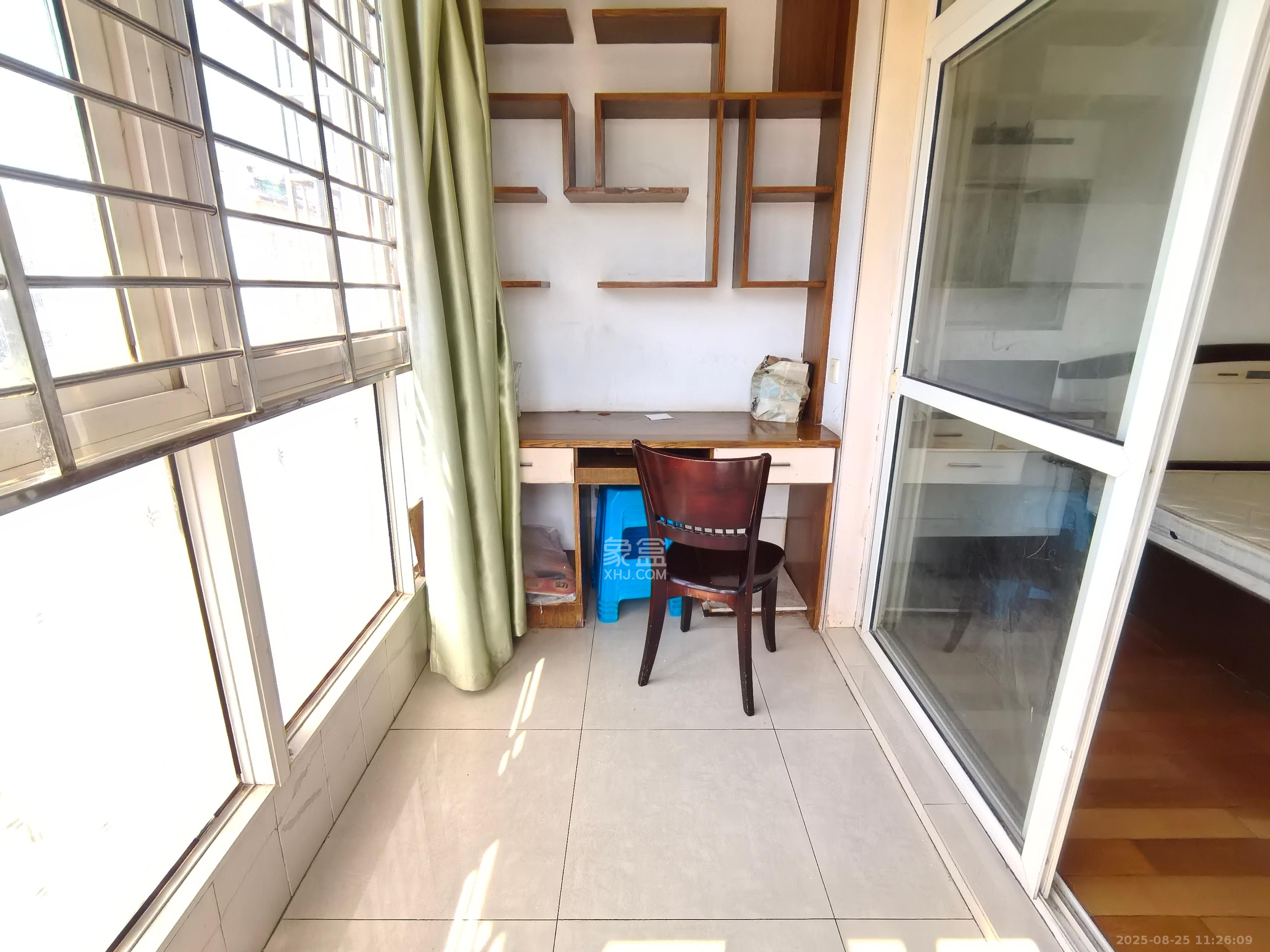 融城花苑  2室1厅1卫   1400.00元/月室内图
