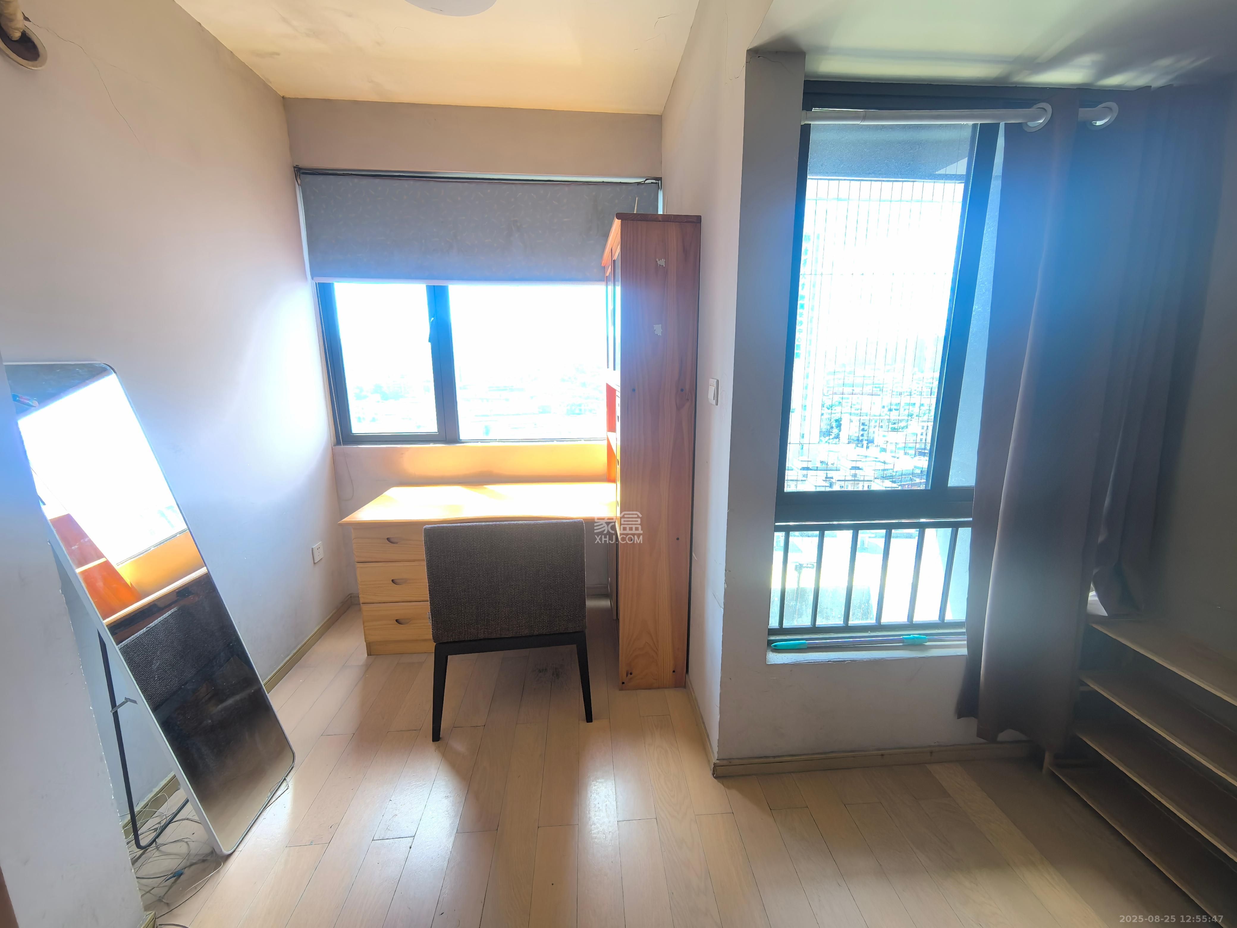 万科金色家园  1室1厅1卫    1100.0元/月 万科金色家园  1室1厅1卫    1100.0元/月室内图