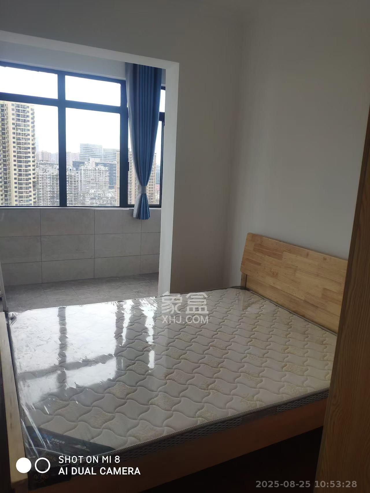 和庄  3室2厅2卫    2600.0元/月室内图