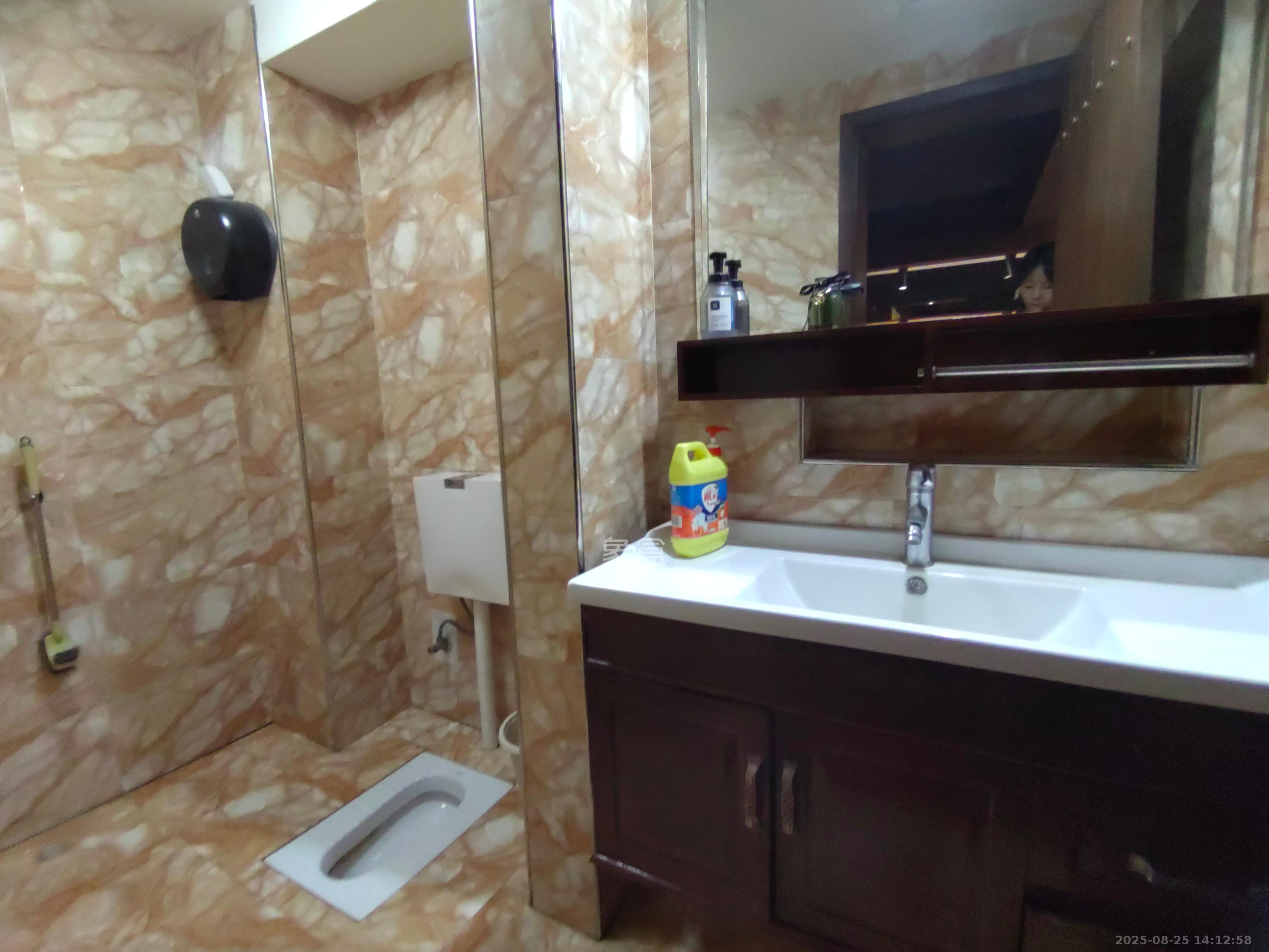 万象新天 1室1厅1卫 2800.0元/月 万象新天 1室1厅1卫 2800.0元/月室内图