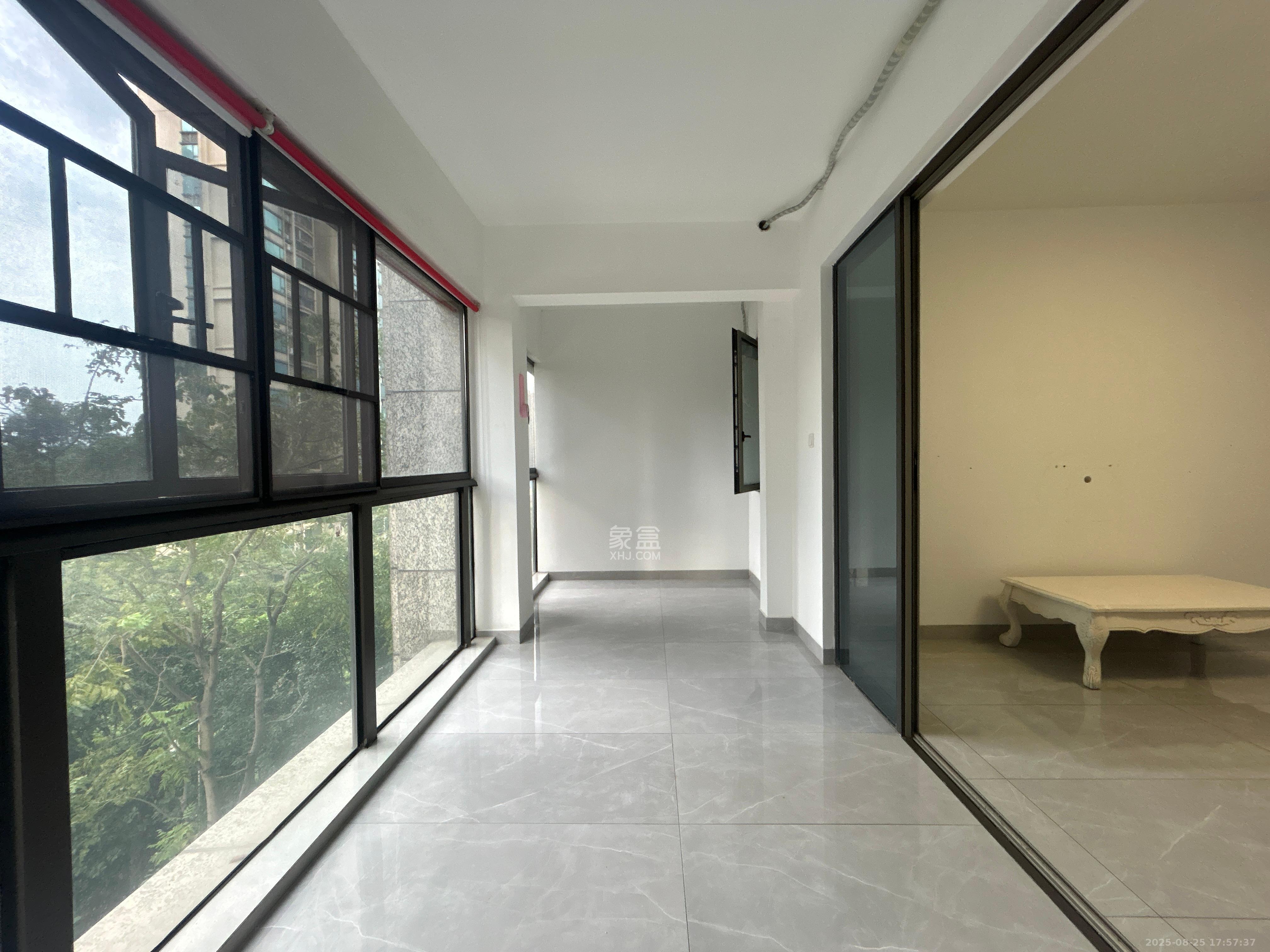 万象府台 1室2厅2卫 4500.0元/月 万象府台 1室2厅2卫 4500.0元/月室内图